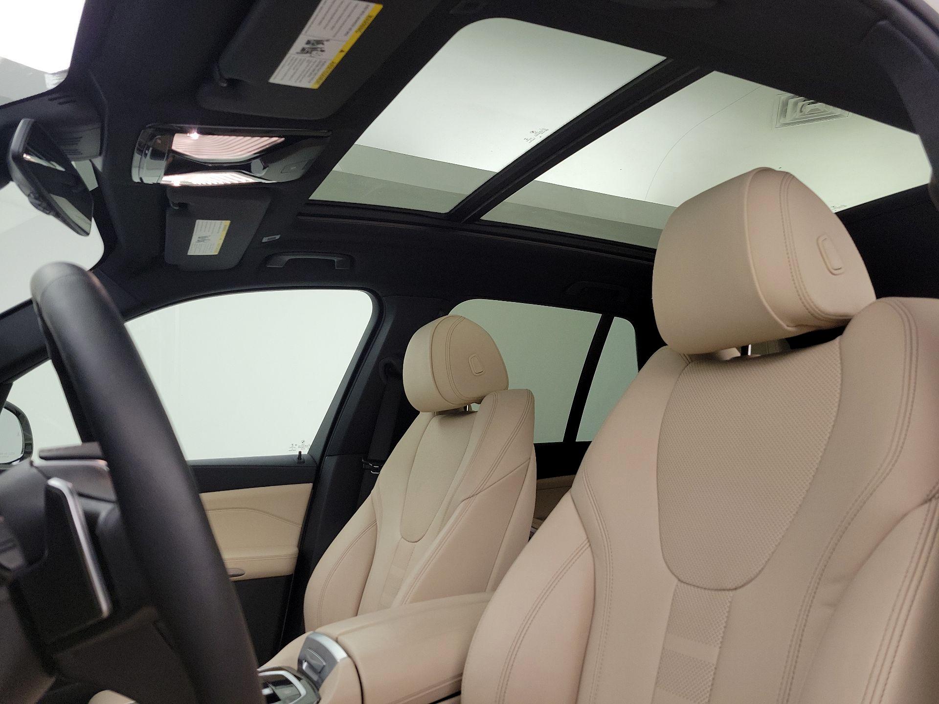 Thumbnail: 2021 BMW X5 - 19