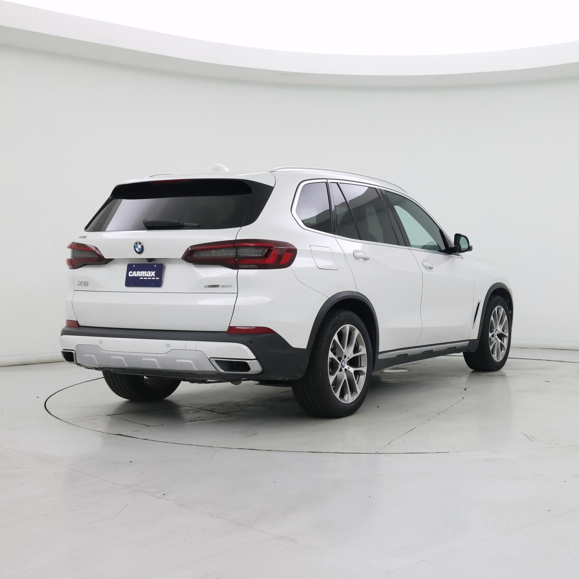 Thumbnail: 2021 BMW X5 - 8