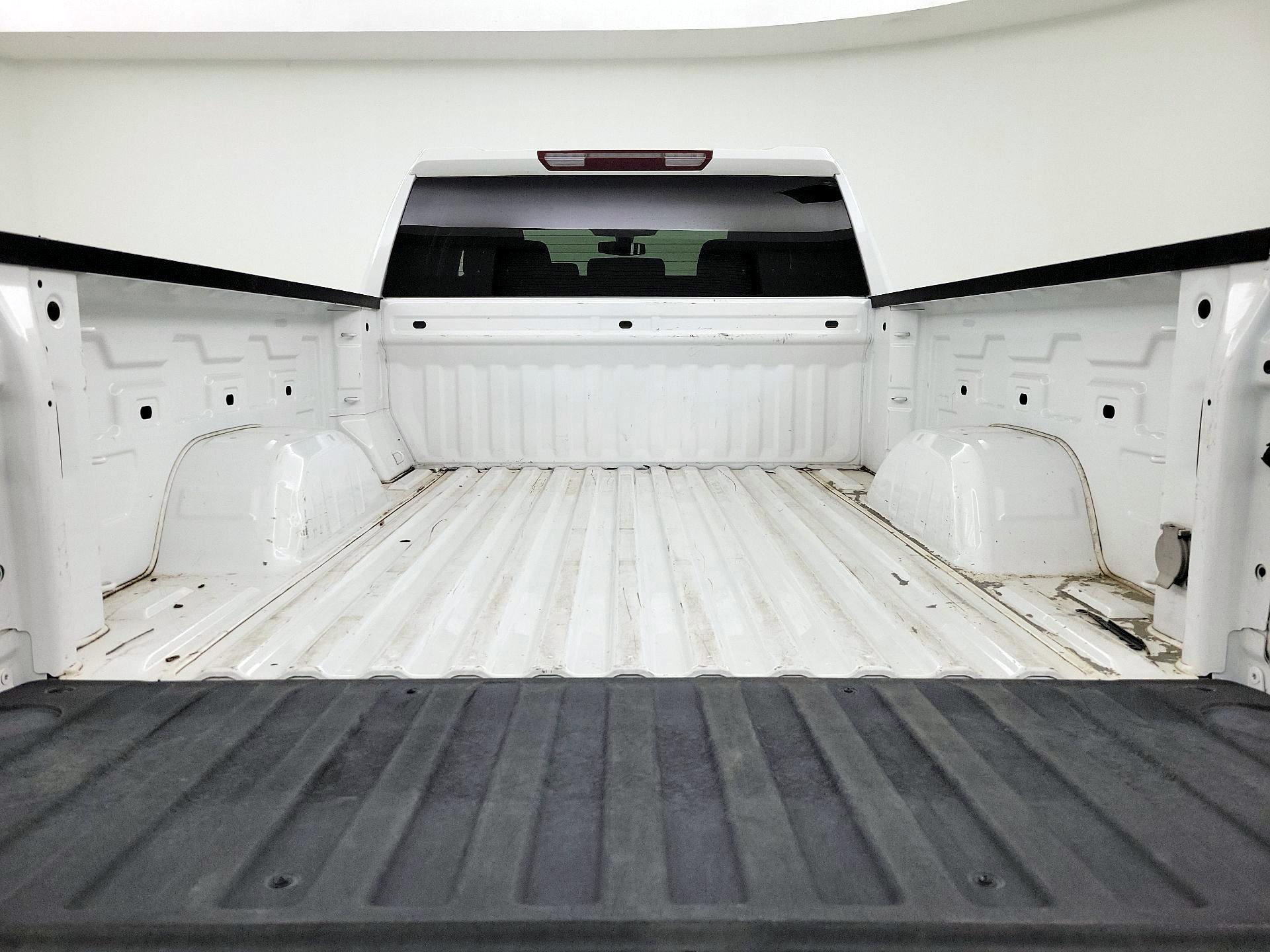 Thumbnail: 2021 Chevrolet Silverado 1500 - 19