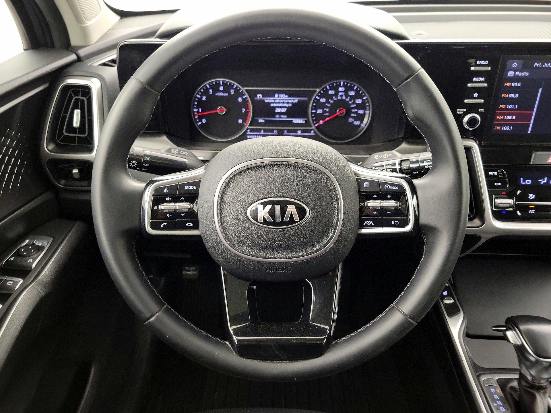Thumbnail: 2021 Kia Sorento - 10