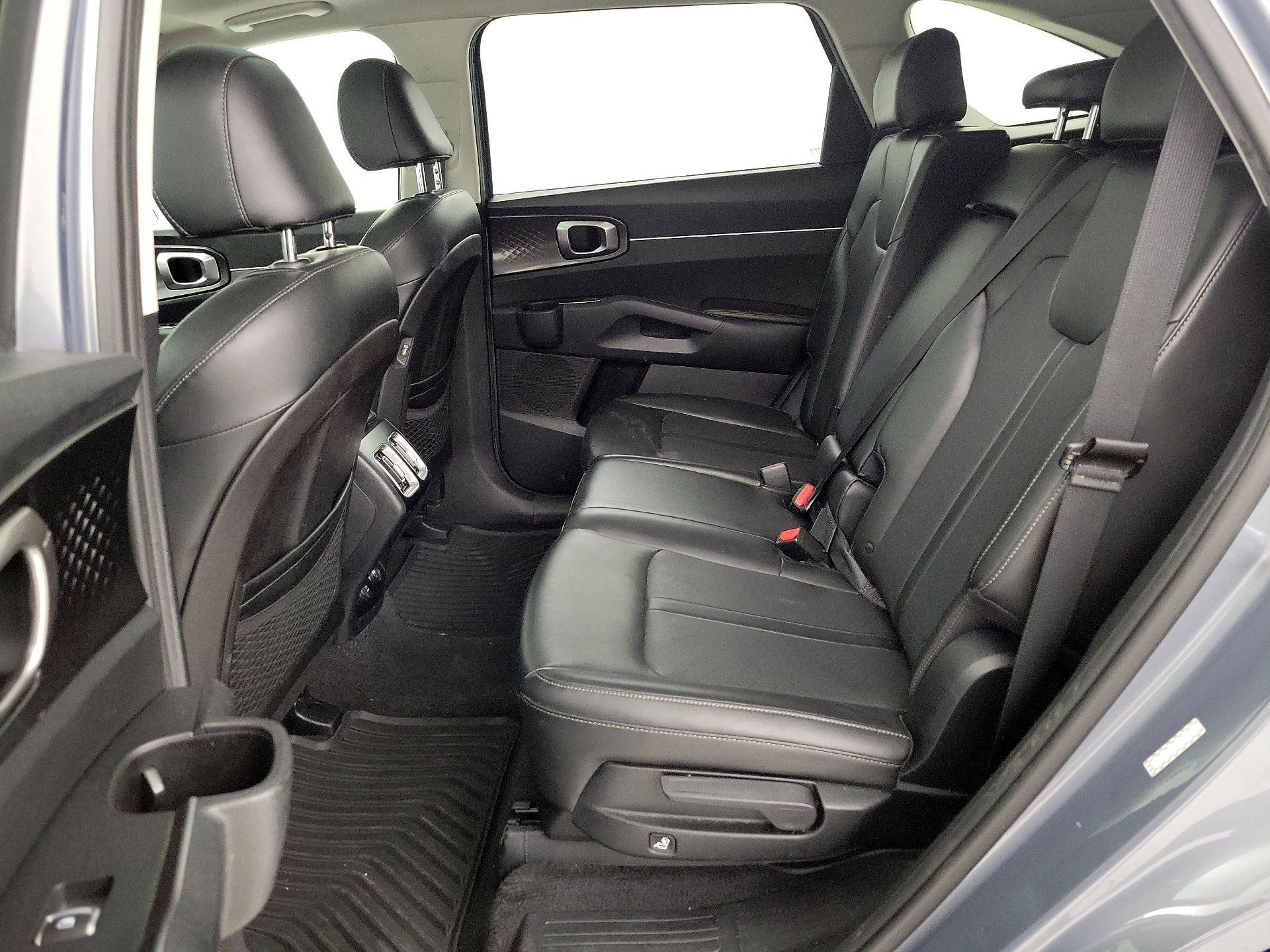Thumbnail: 2021 Kia Sorento - 19