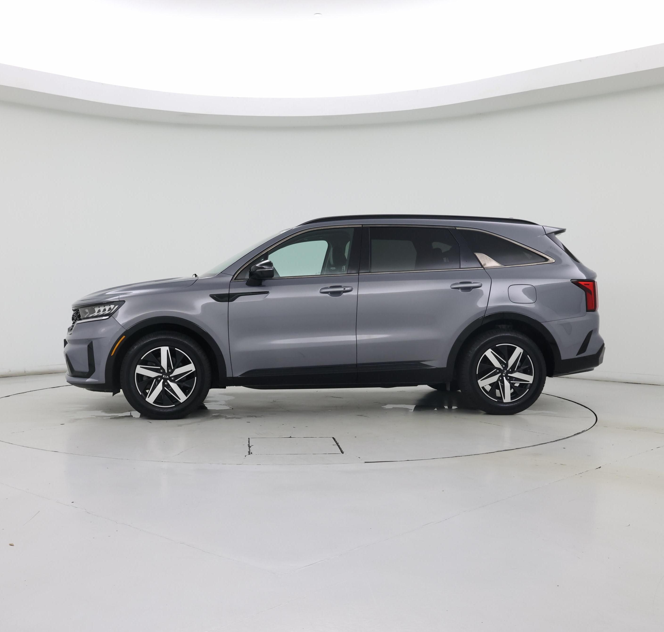 Thumbnail: 2021 Kia Sorento - 3