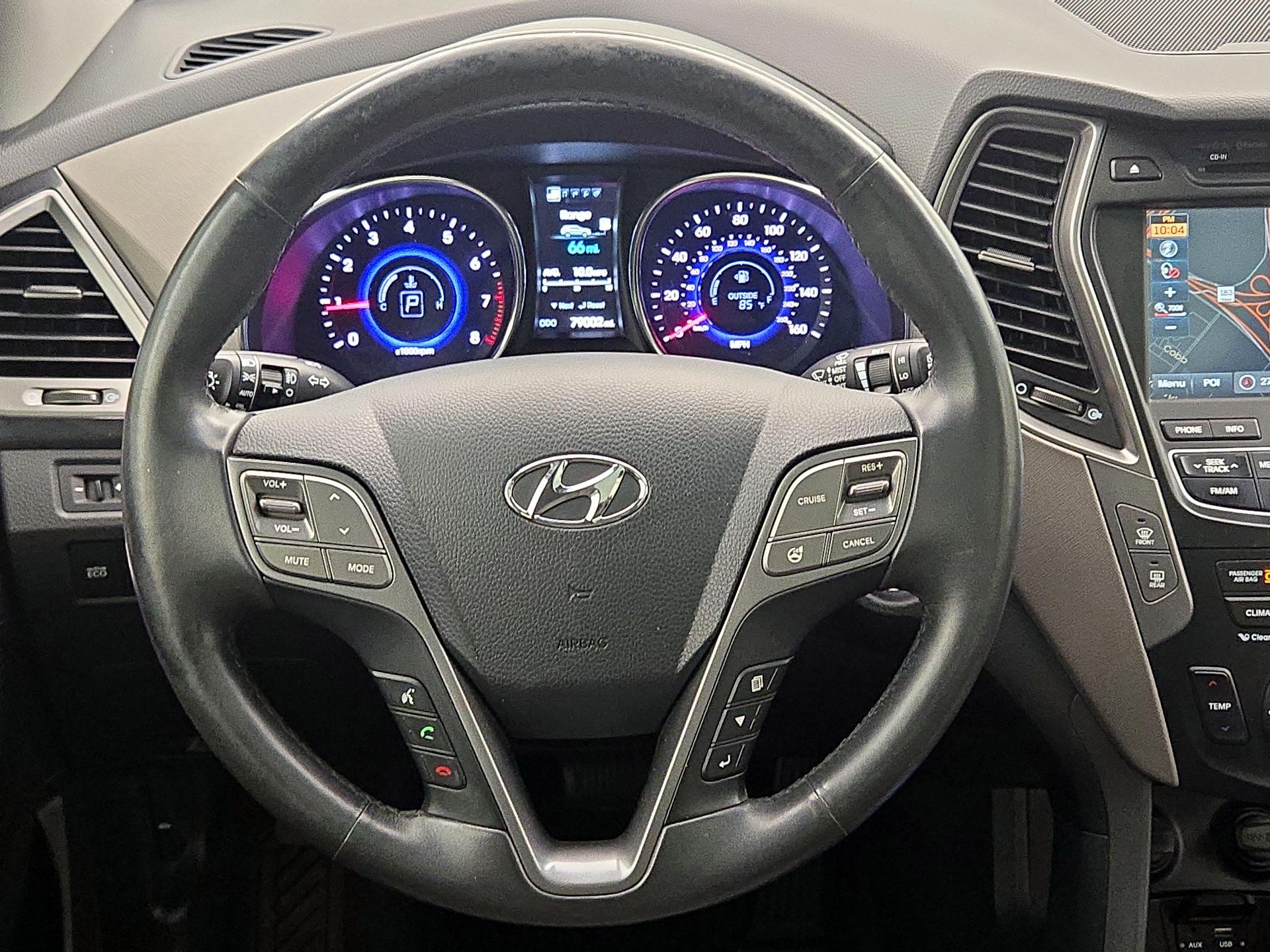 Thumbnail: 2016 Hyundai Santa Fe - 10