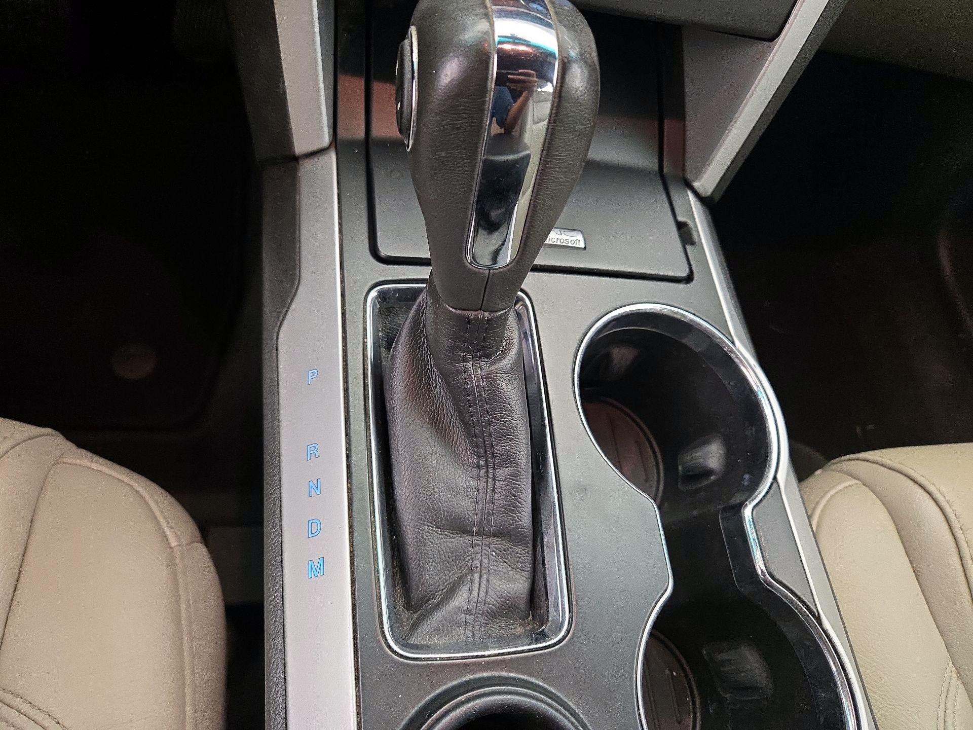 Thumbnail: 2014 Ford Explorer - 17