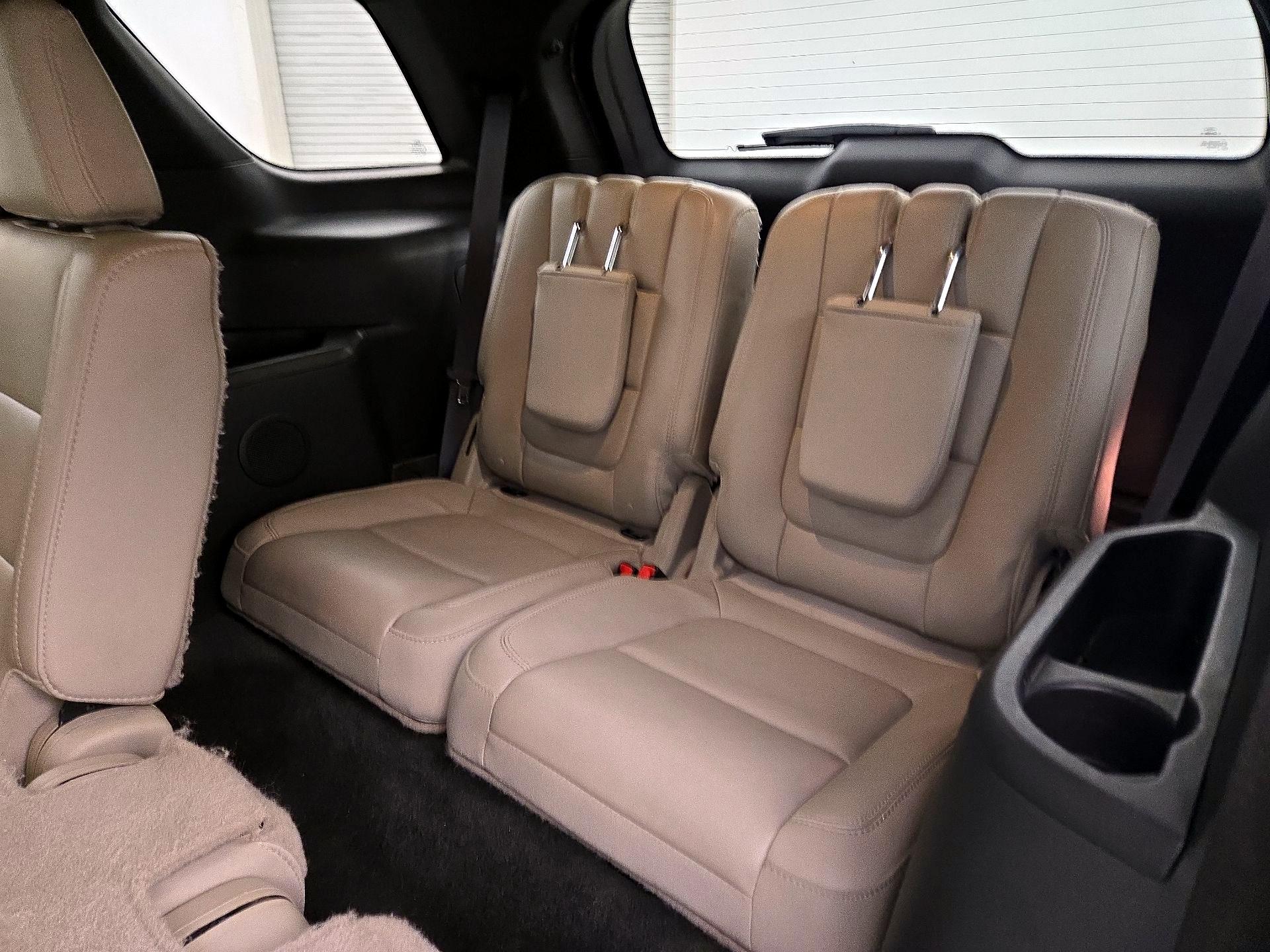 Thumbnail: 2014 Ford Explorer - 20