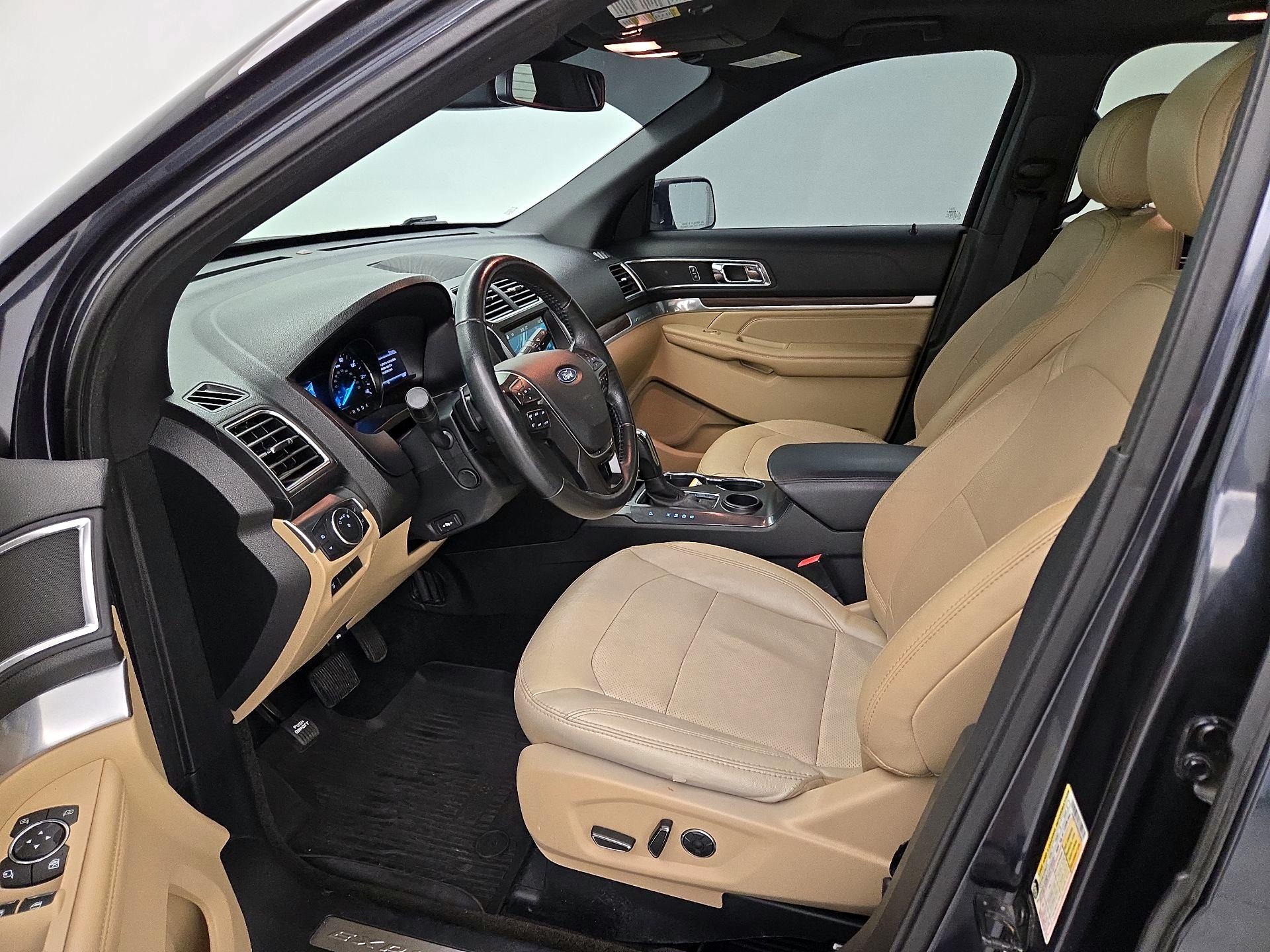 Thumbnail: 2017 Ford Explorer - 11