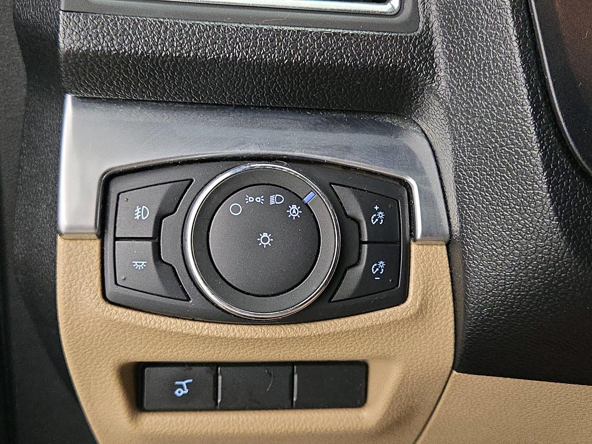 Thumbnail: 2017 Ford Explorer - 13