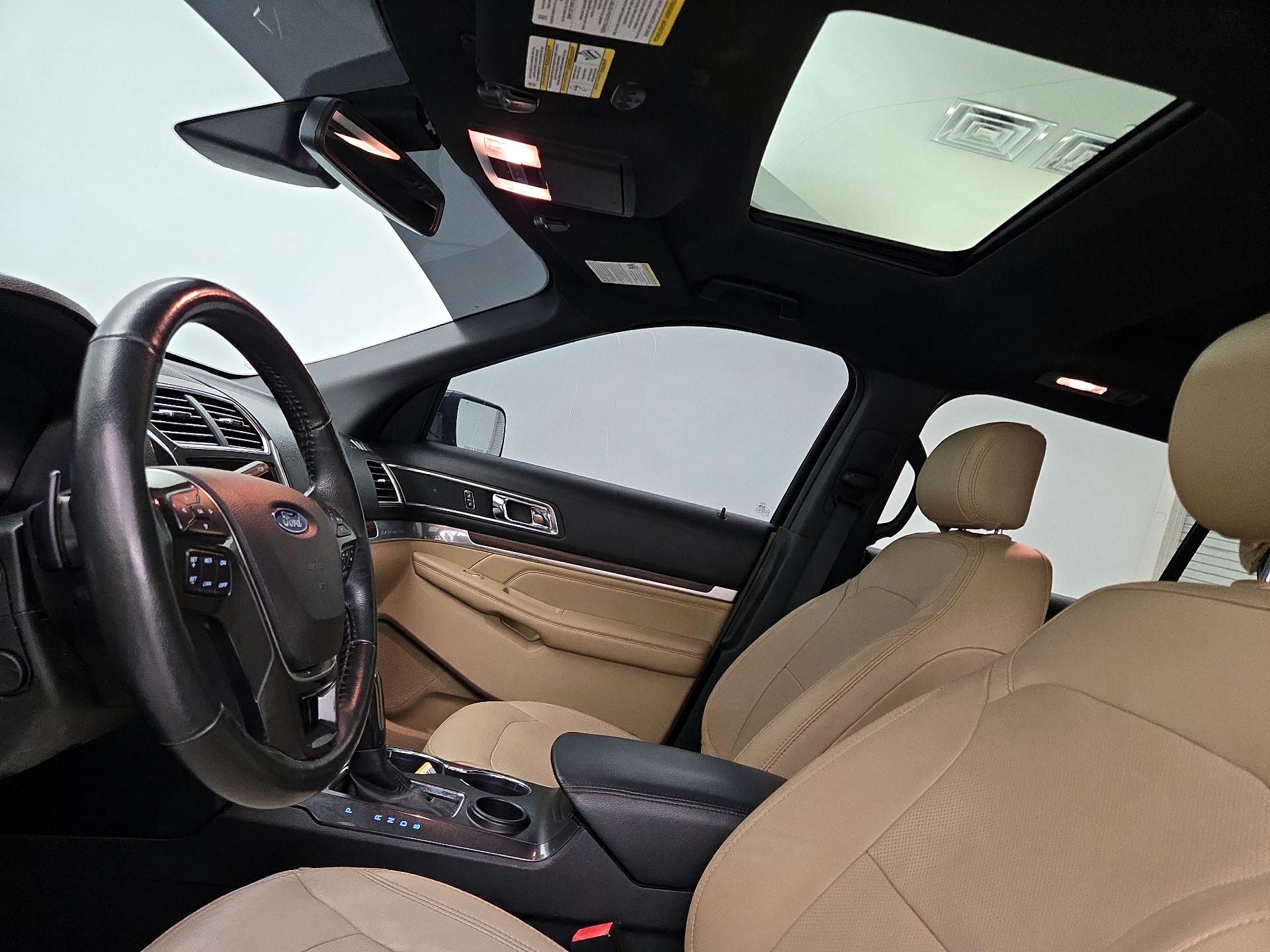 Thumbnail: 2017 Ford Explorer - 20