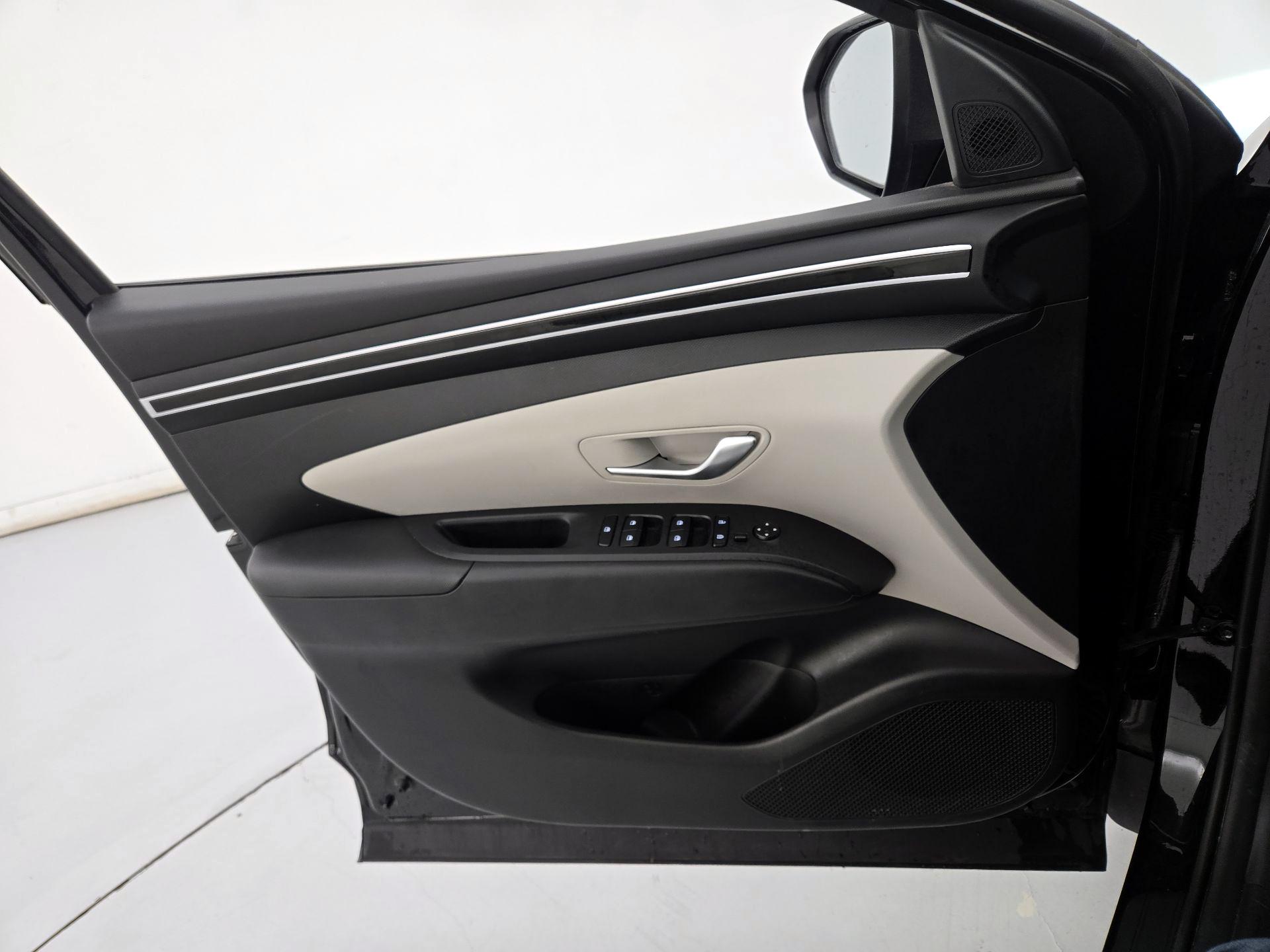 Thumbnail: 2024 Hyundai Tucson - 12