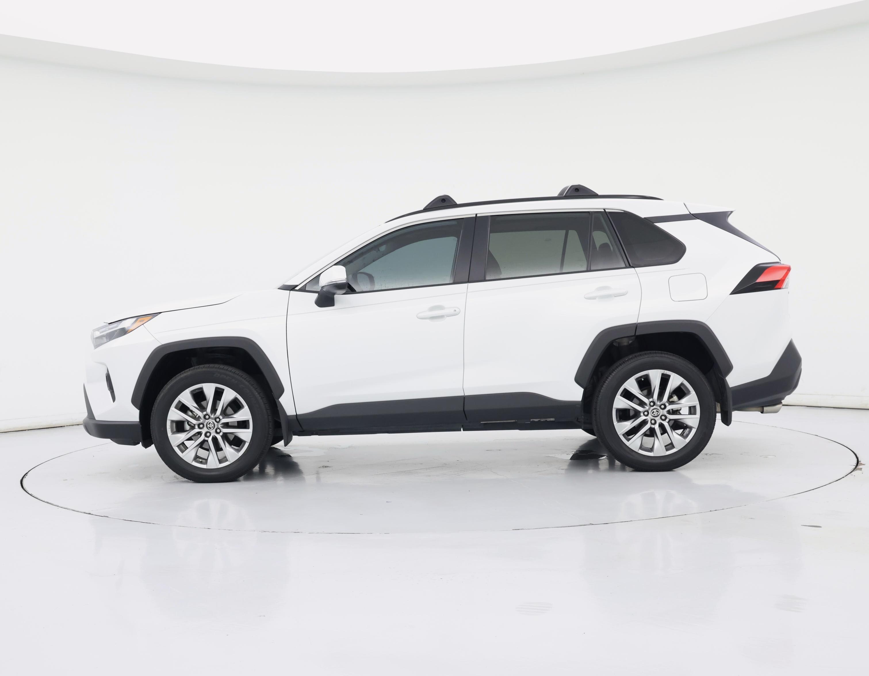 Thumbnail: 2024 Toyota RAV4 - 3