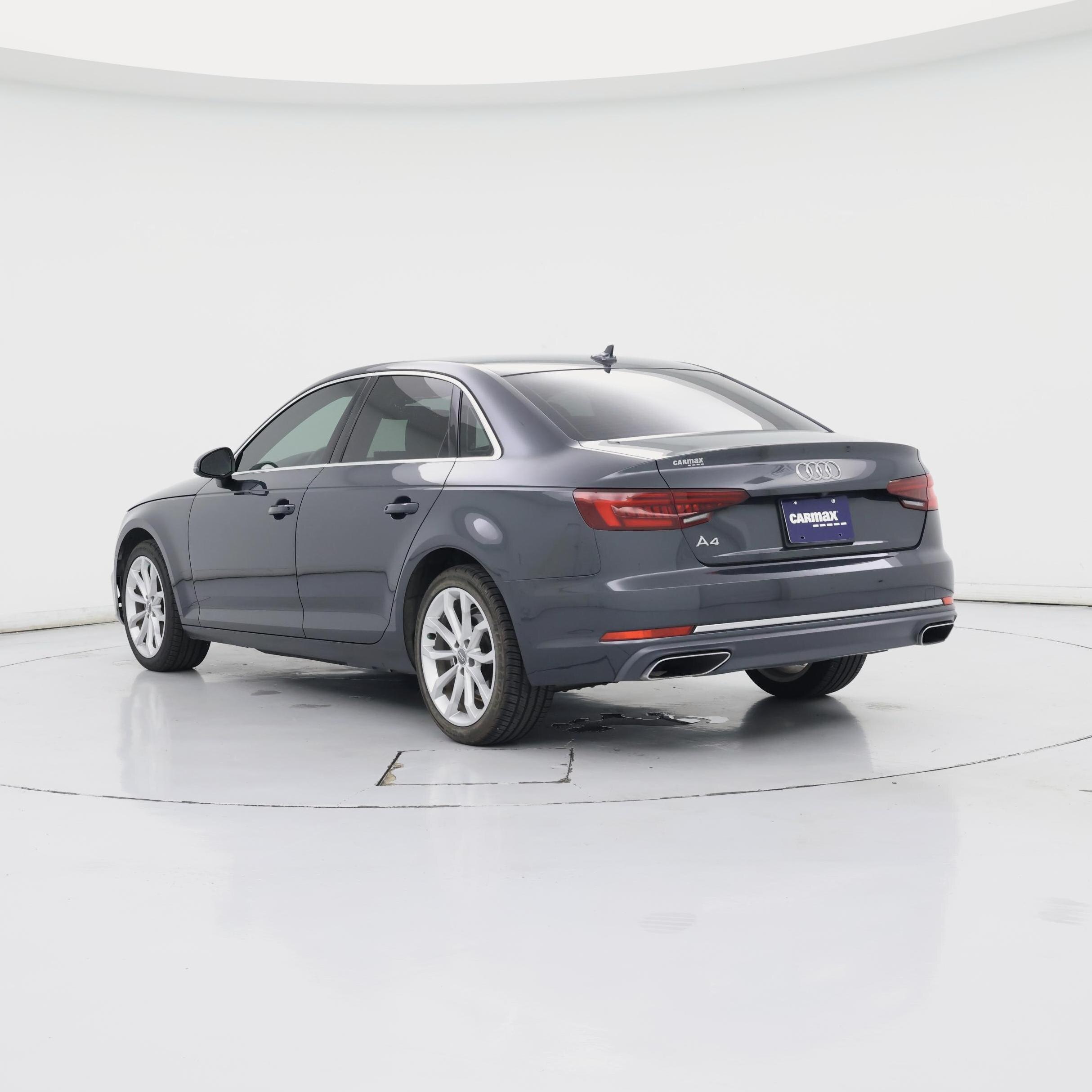Thumbnail: 2019 Audi A4 - 2