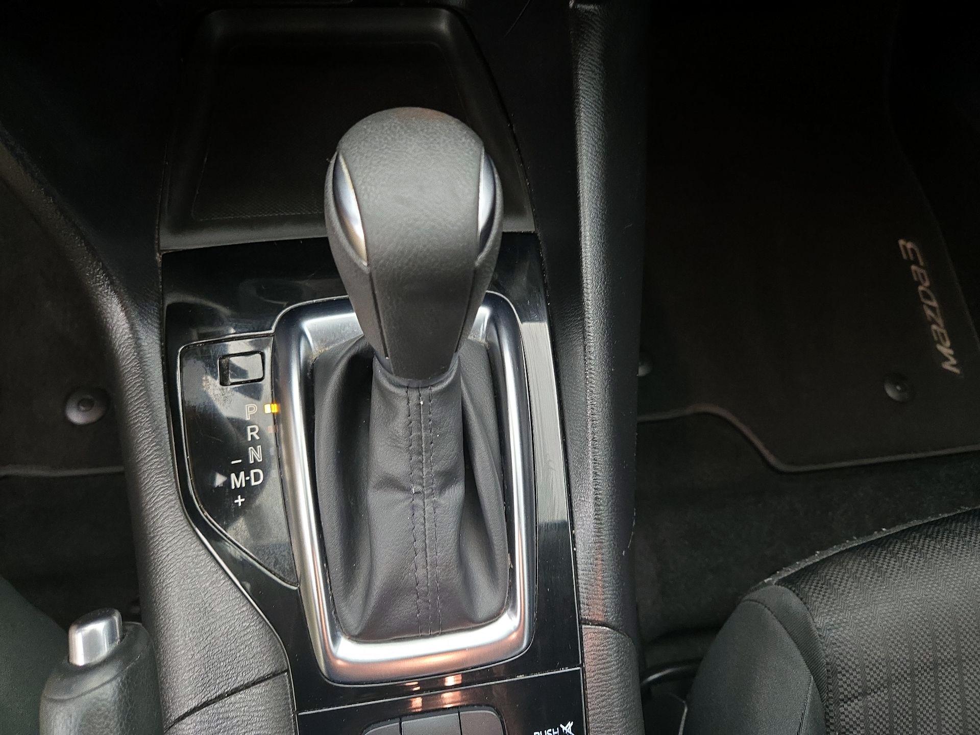 Thumbnail: 2016 Mazda Mazda3 - 17