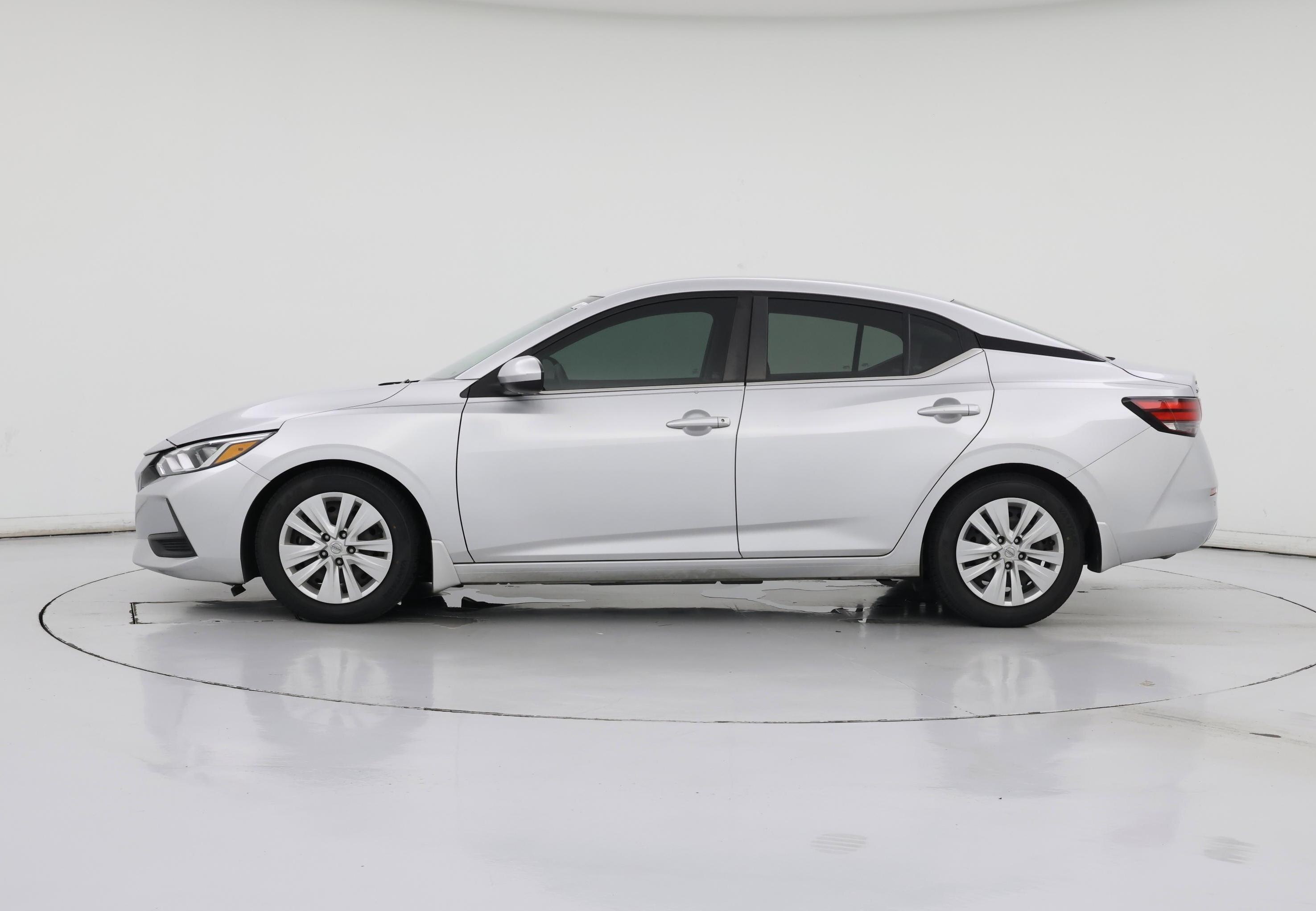 Thumbnail: 2020 Nissan Sentra - 3