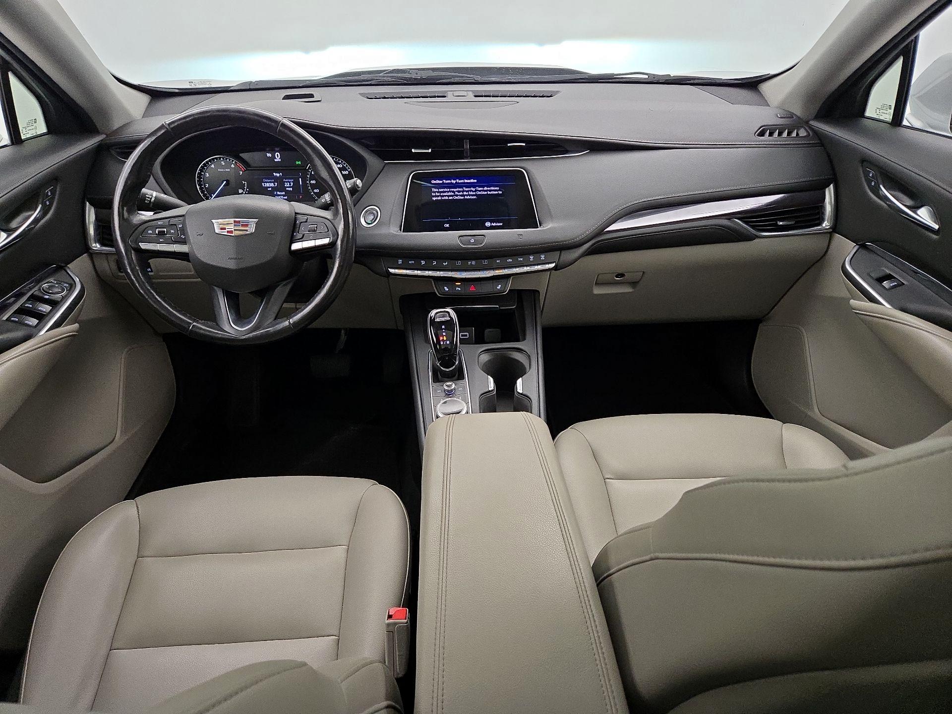 Thumbnail: 2021 Cadillac XT4 - 9