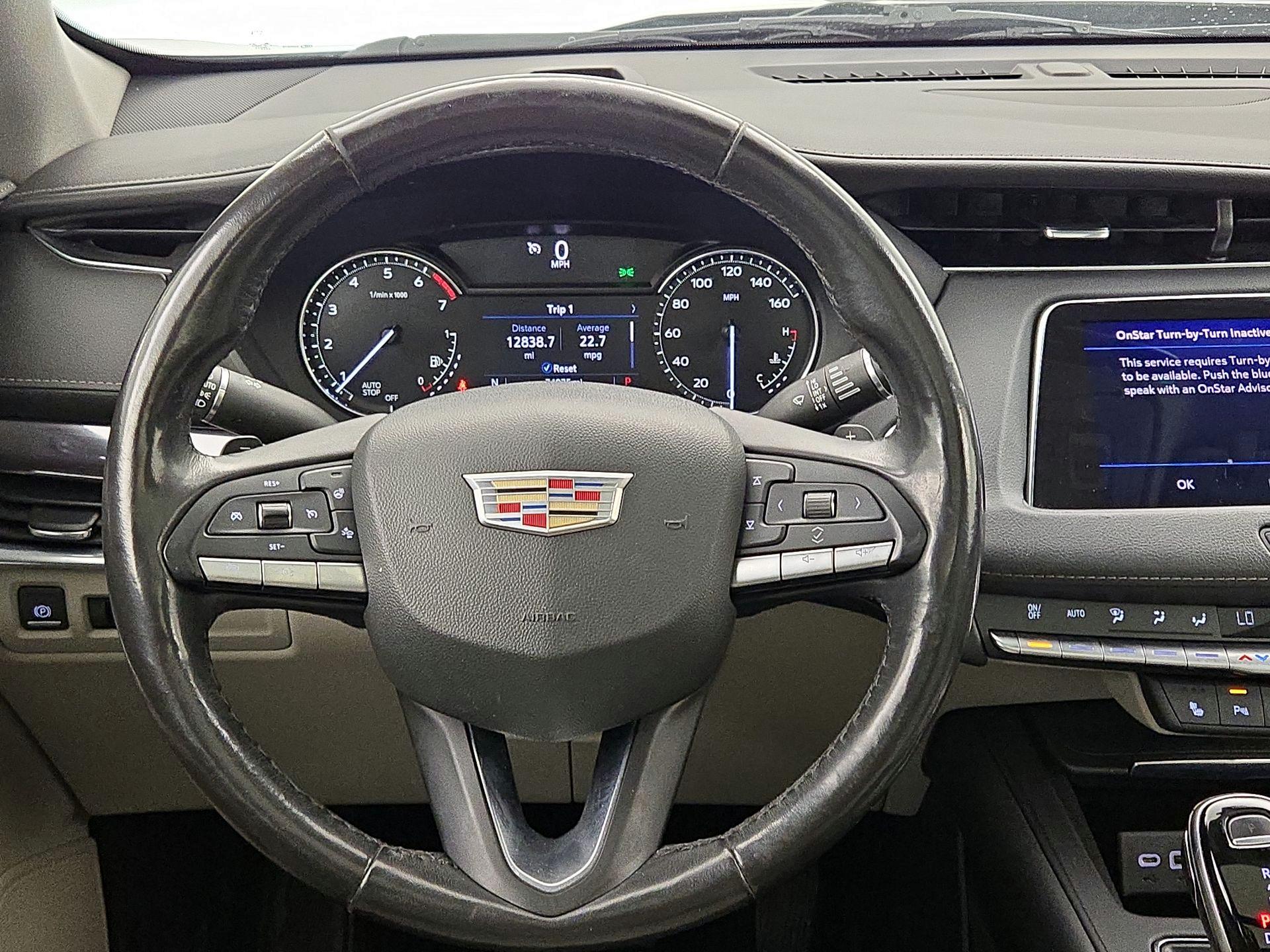 Thumbnail: 2021 Cadillac XT4 - 10