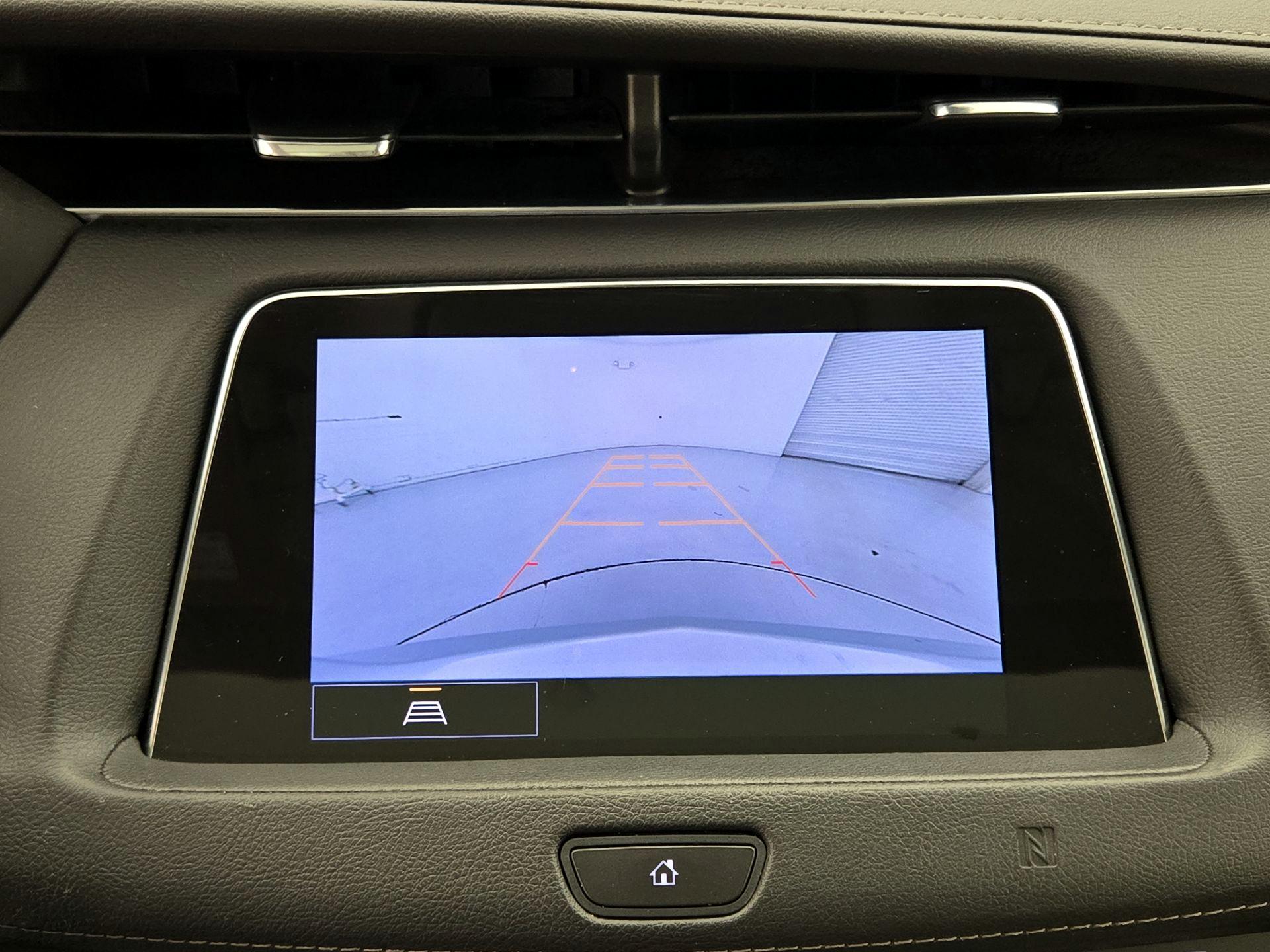 Thumbnail: 2021 Cadillac XT4 - 14