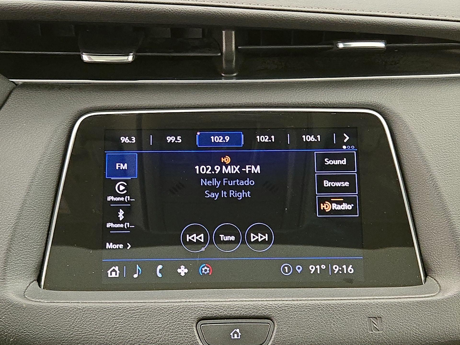 Thumbnail: 2021 Cadillac XT4 - 15