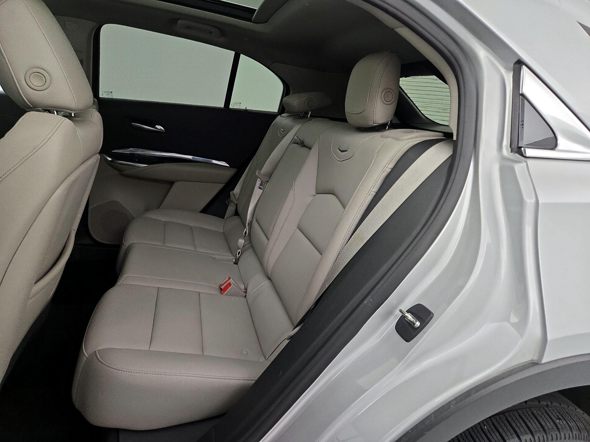Thumbnail: 2021 Cadillac XT4 - 20