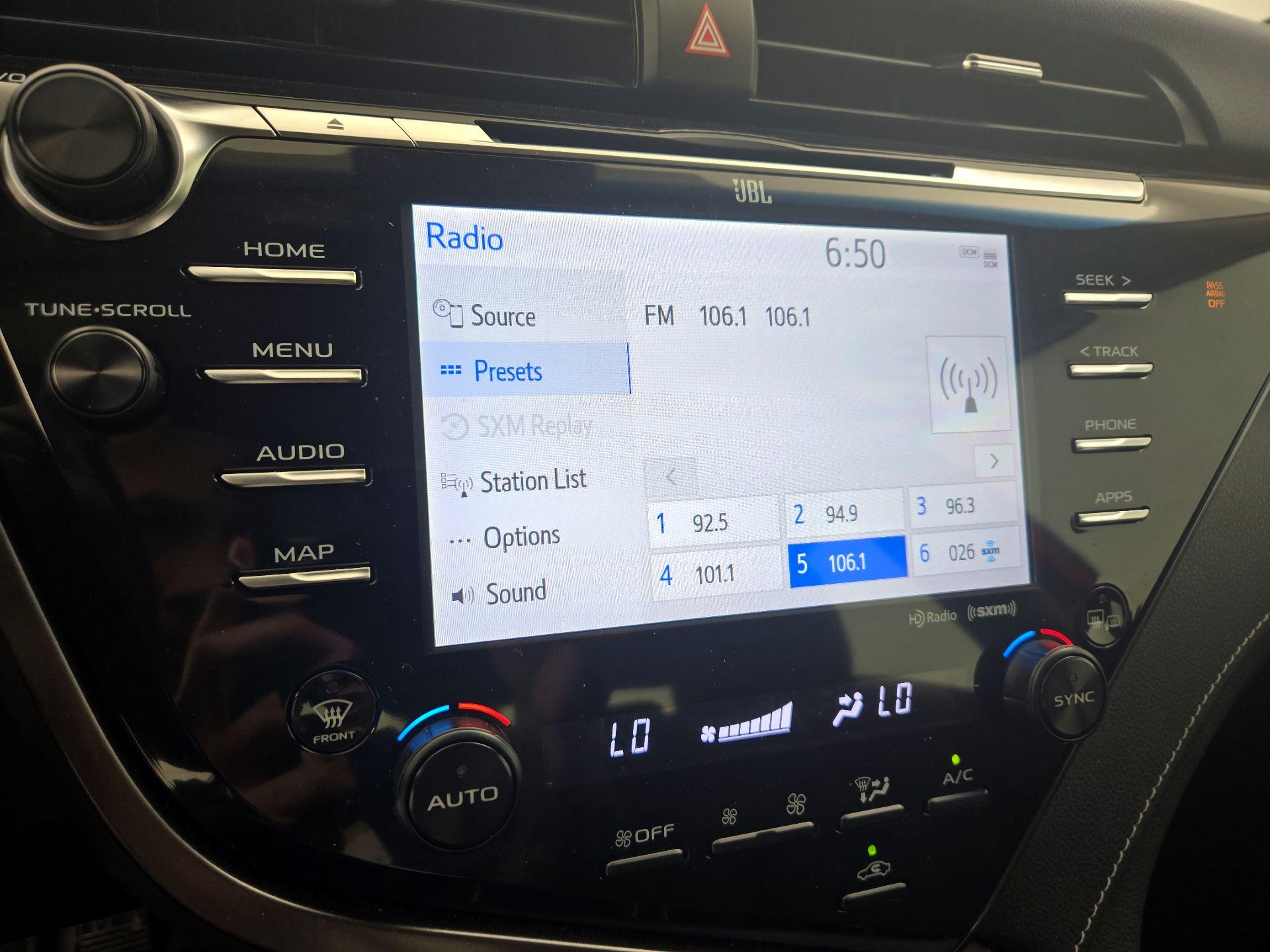 Thumbnail: 2020 Toyota Camry - 15