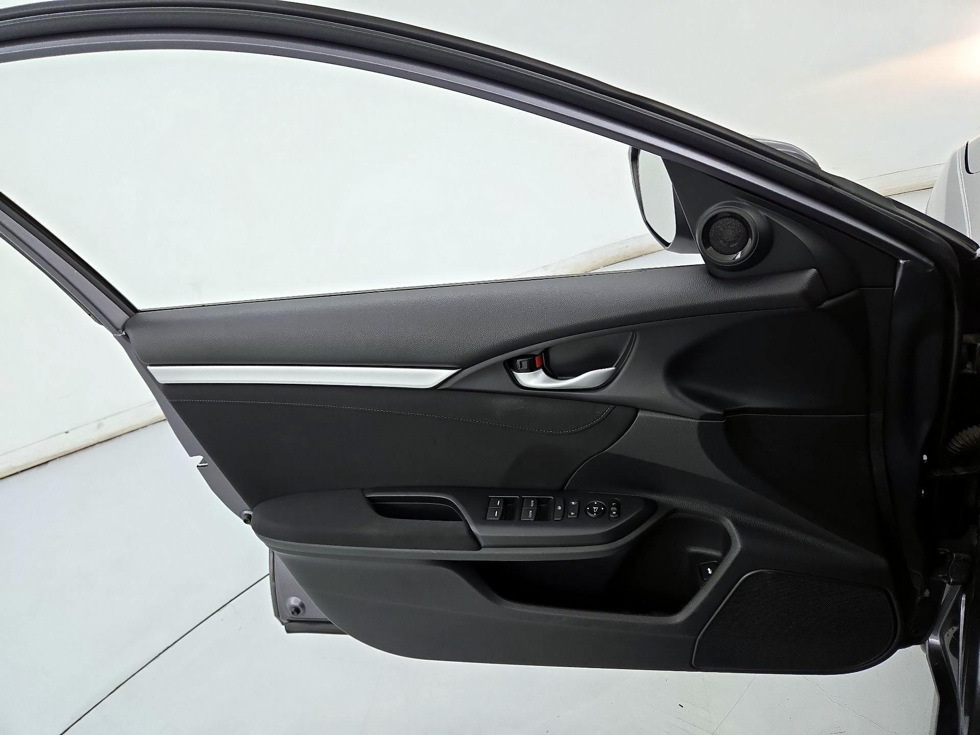 Thumbnail: 2017 Honda Civic - 12