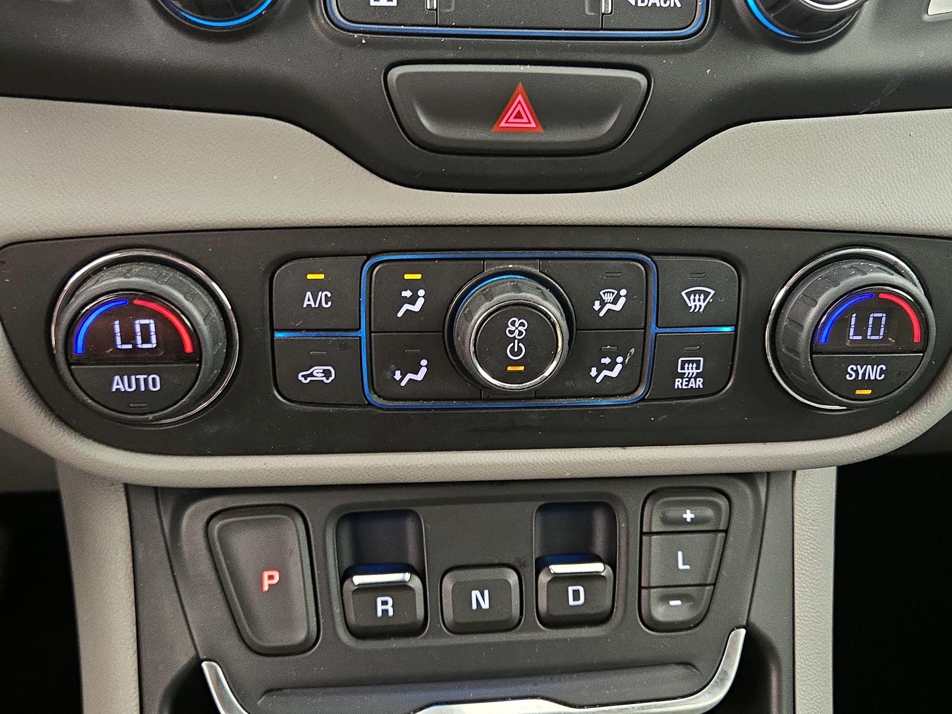 Thumbnail: 2019 GMC Terrain - 16