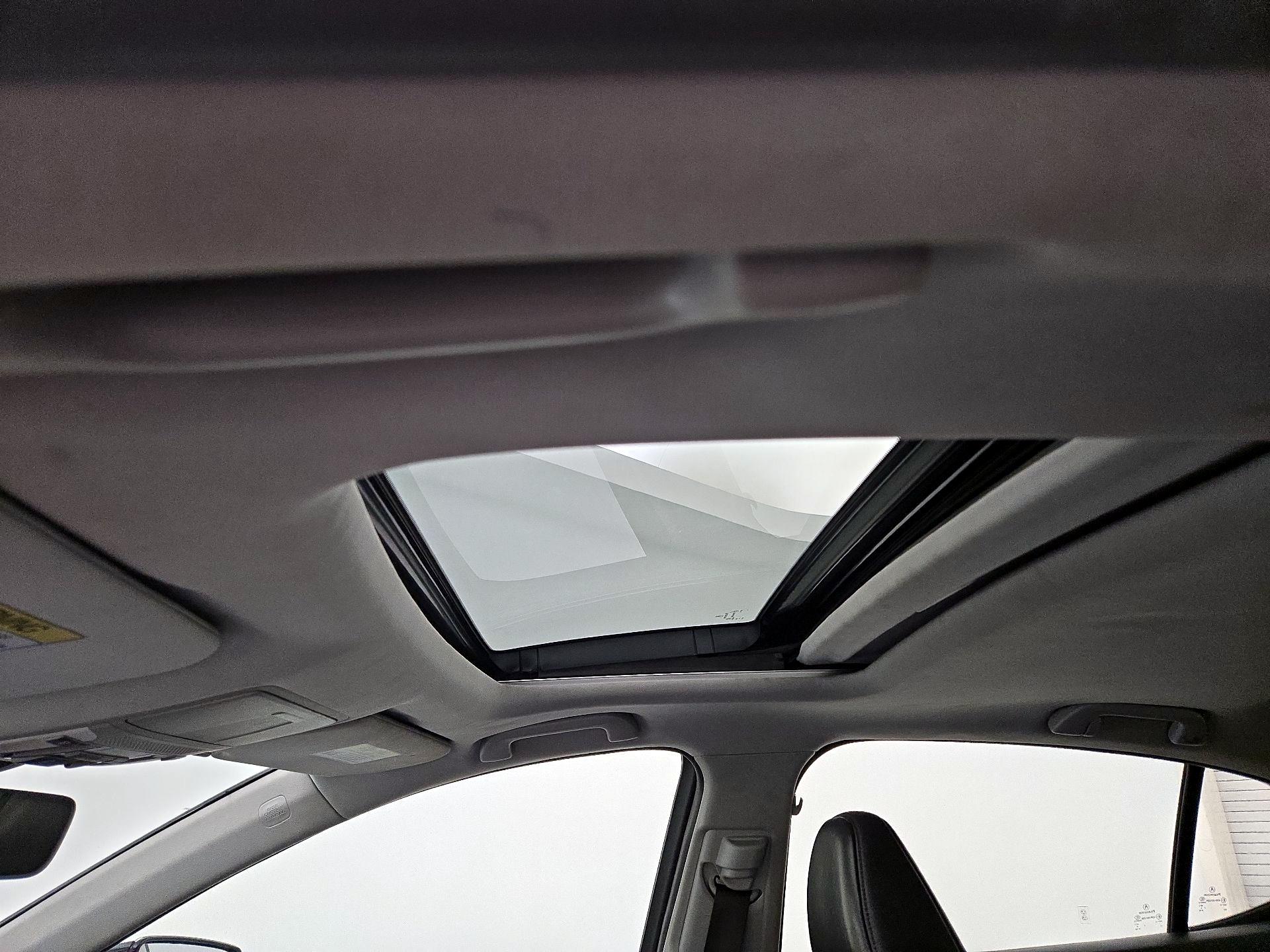 Thumbnail: 2015 Acura TLX - 19