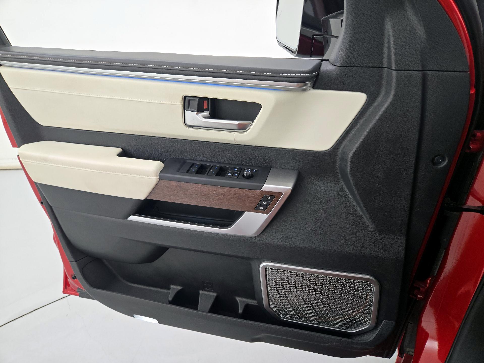 Thumbnail: 2022 Toyota Tundra - 12