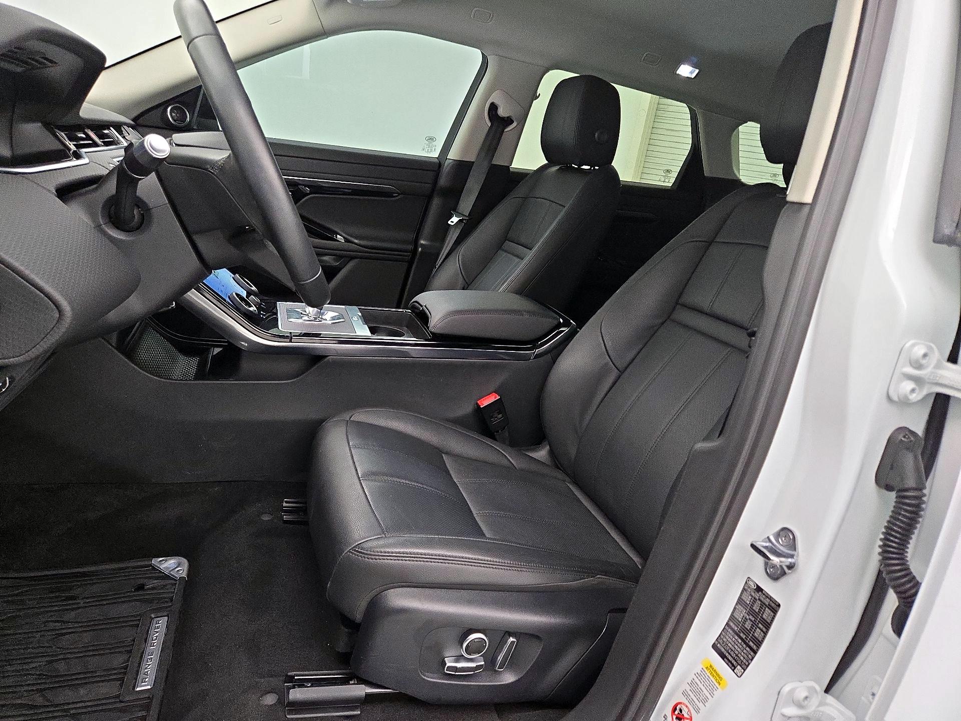 Thumbnail: 2021 Land Rover Range Rover Evoque - 11
