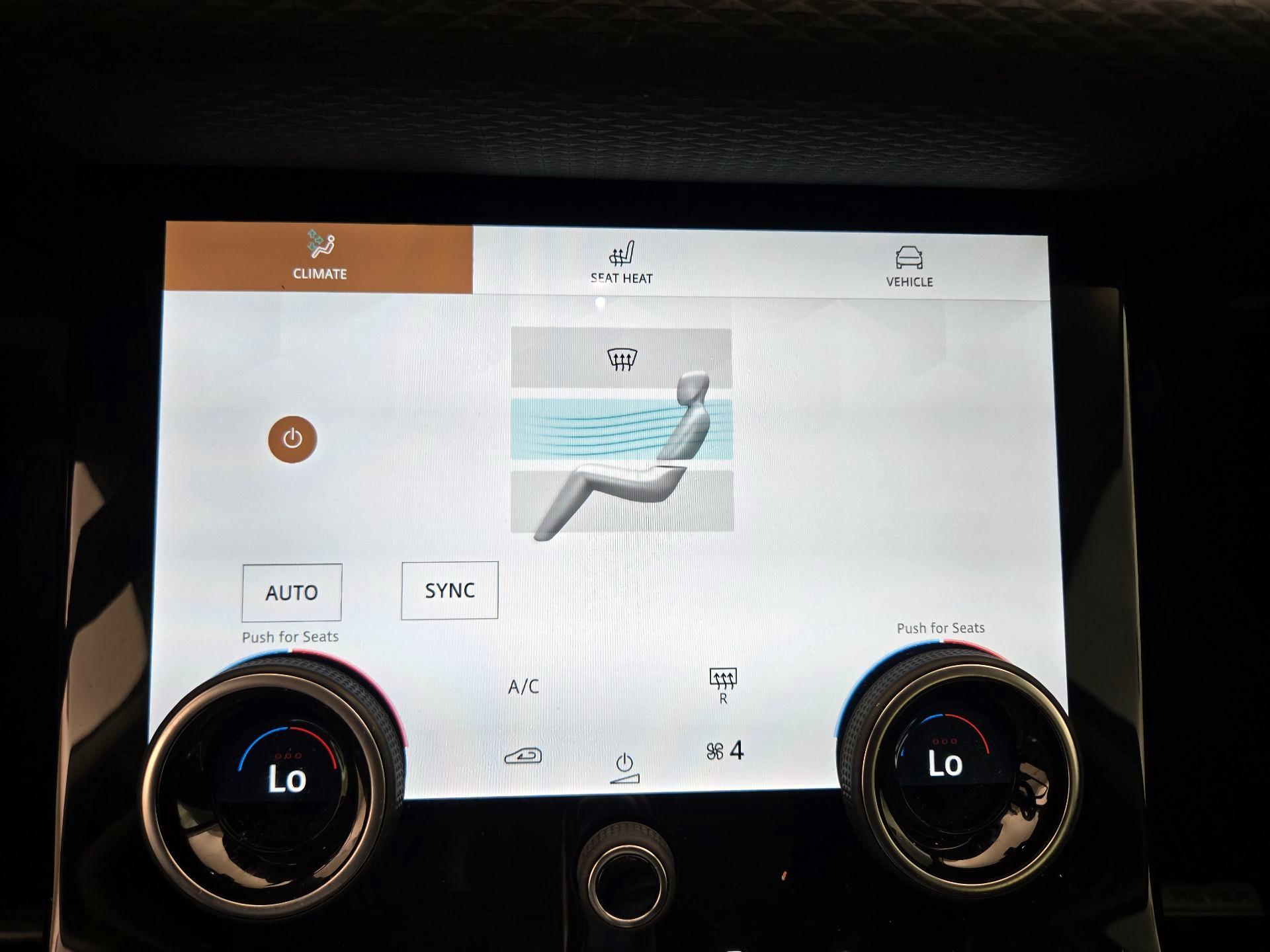 Thumbnail: 2021 Land Rover Range Rover Evoque - 17