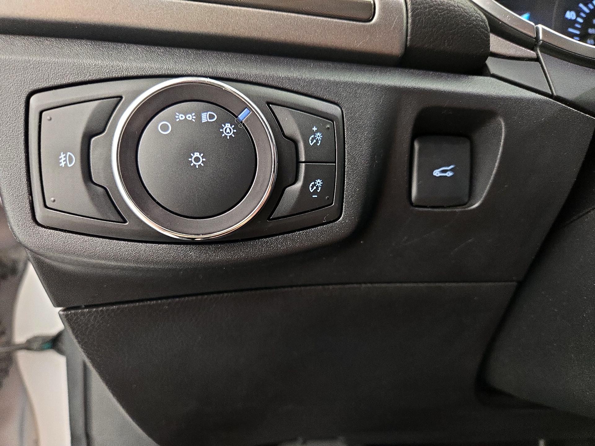 Thumbnail: 2017 Ford Fusion - 13