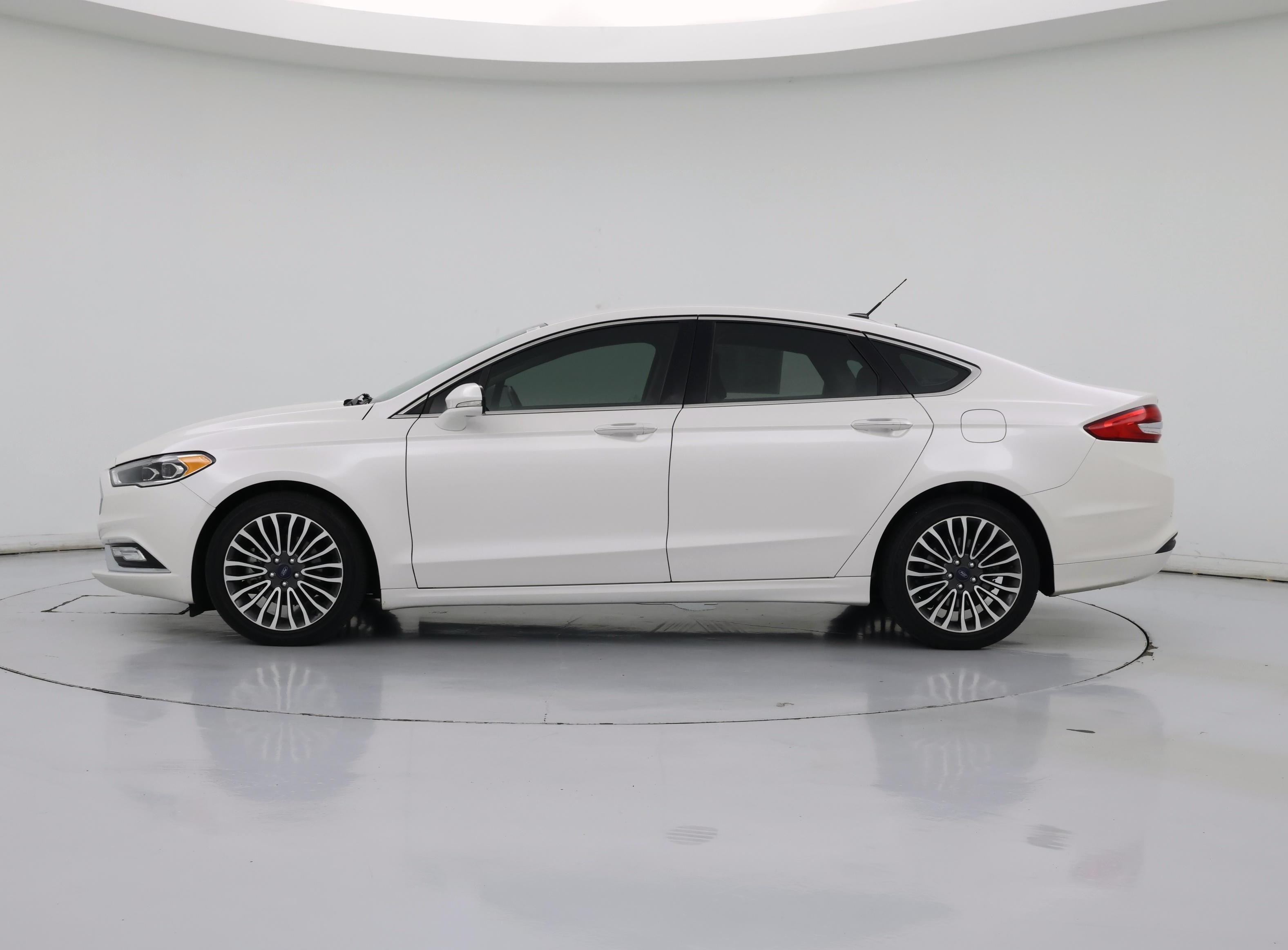 Thumbnail: 2017 Ford Fusion - 3