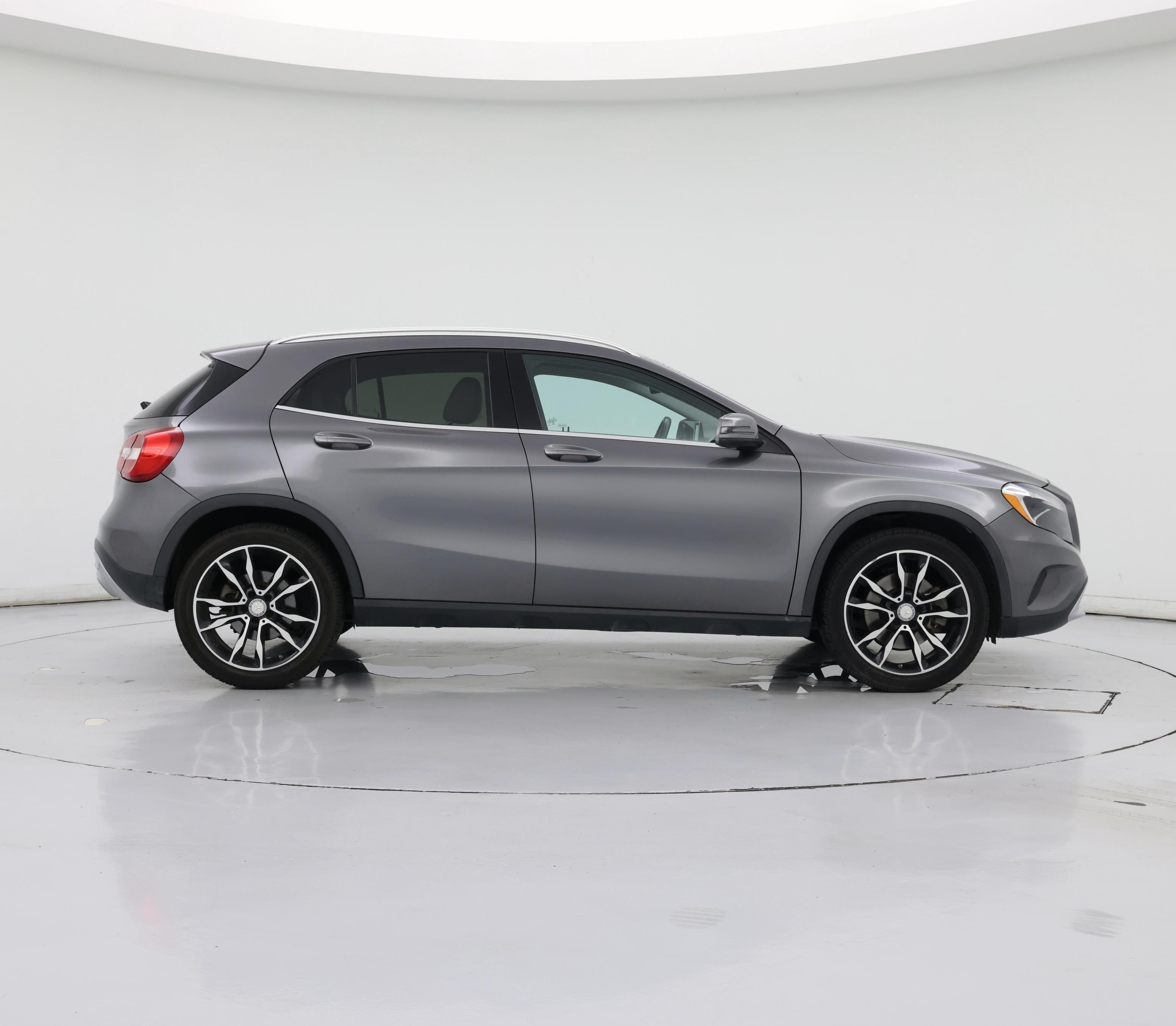 Thumbnail: 2017 Mercedes-Benz GLA - 7