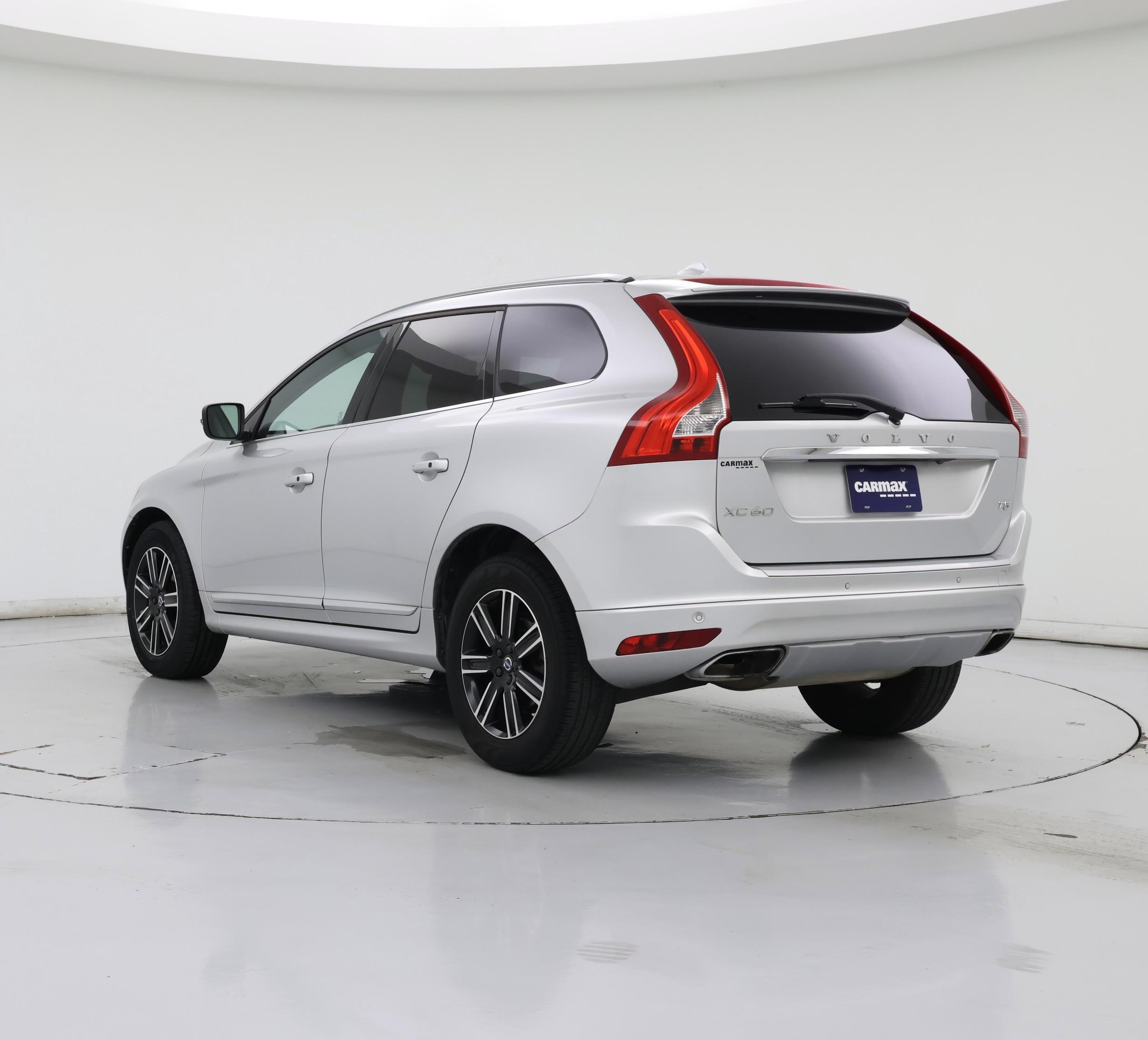 Thumbnail: 2017 Volvo XC60 - 2