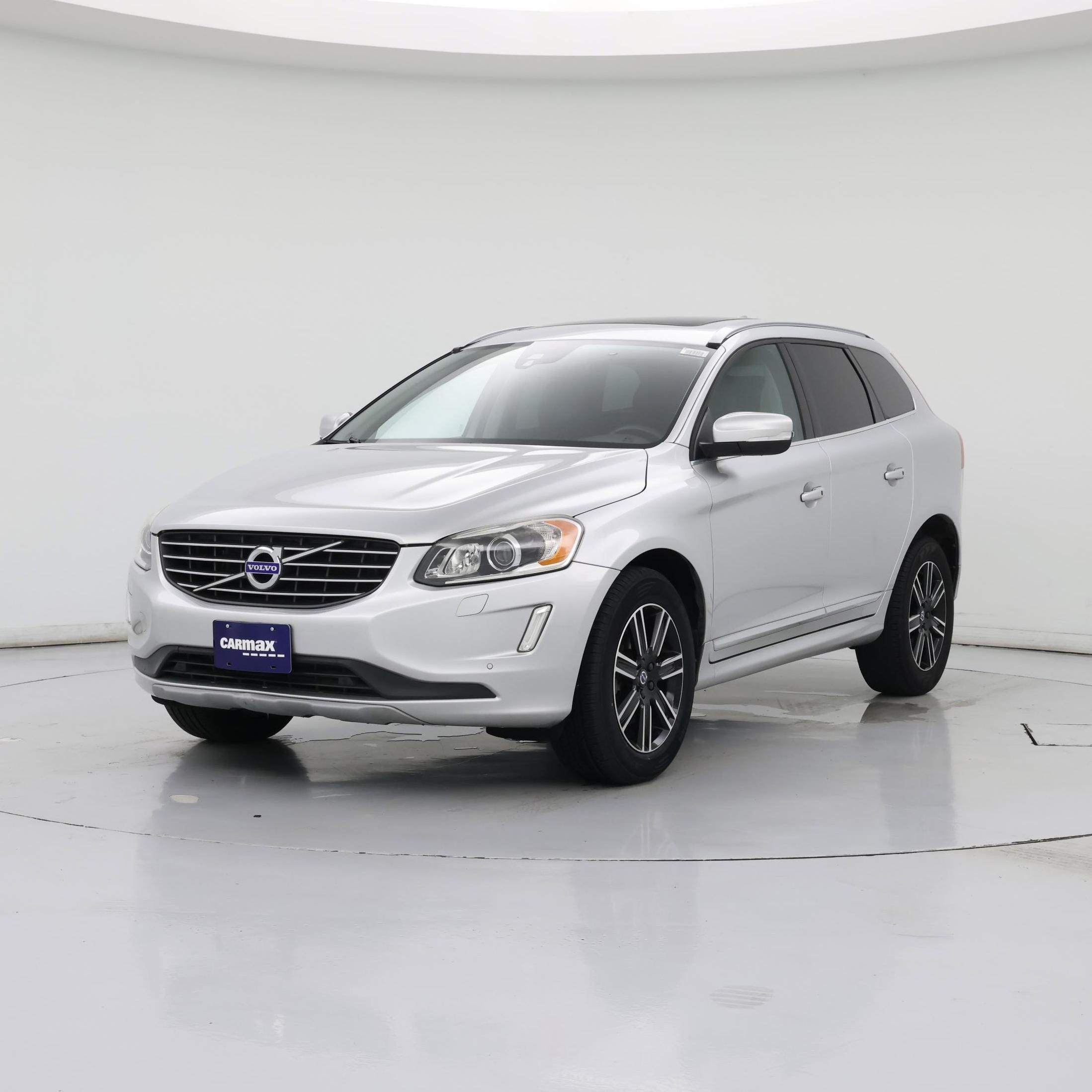 Thumbnail: 2017 Volvo XC60 - 4