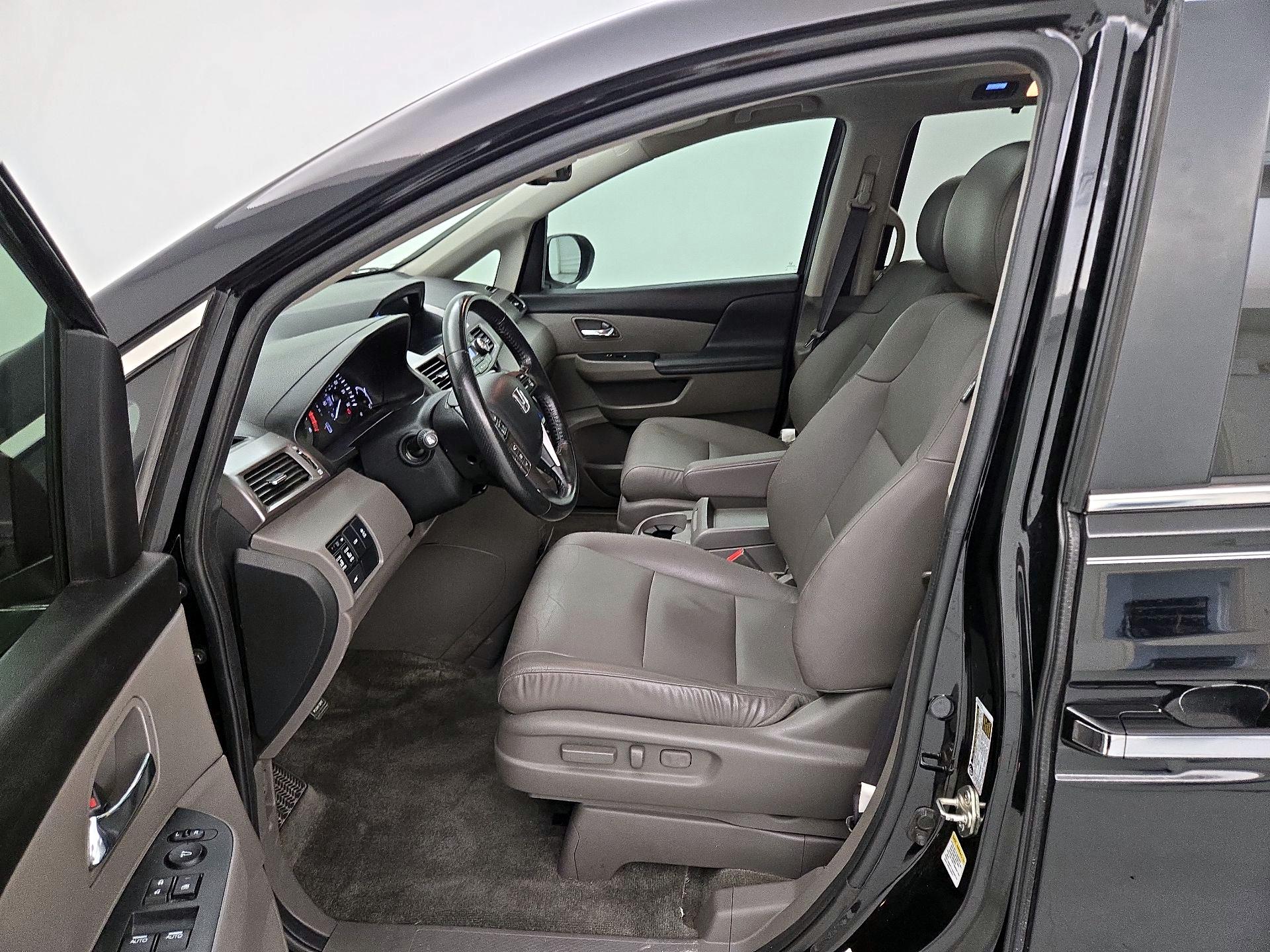Thumbnail: 2015 Honda Odyssey - 11