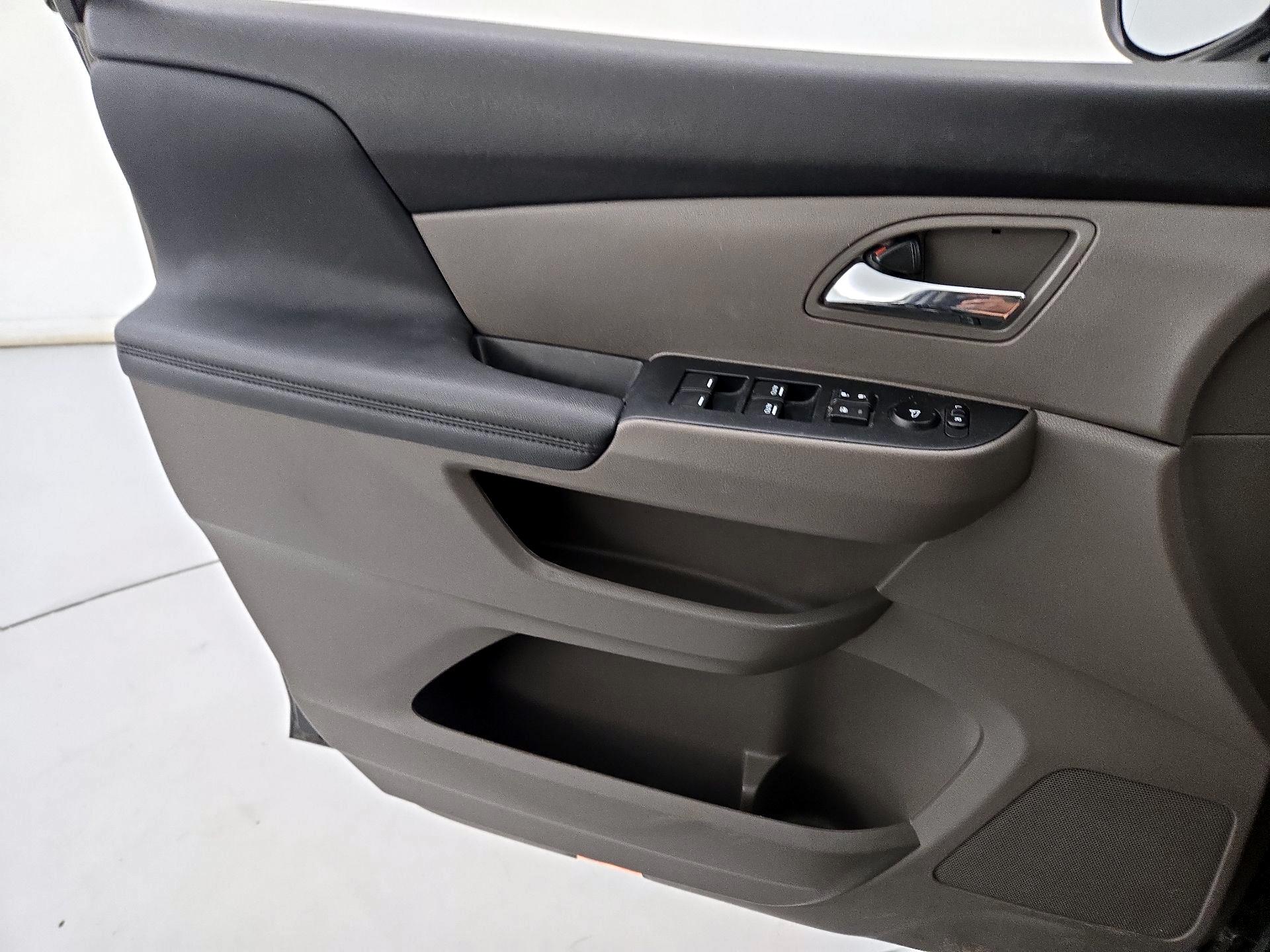 Thumbnail: 2015 Honda Odyssey - 12