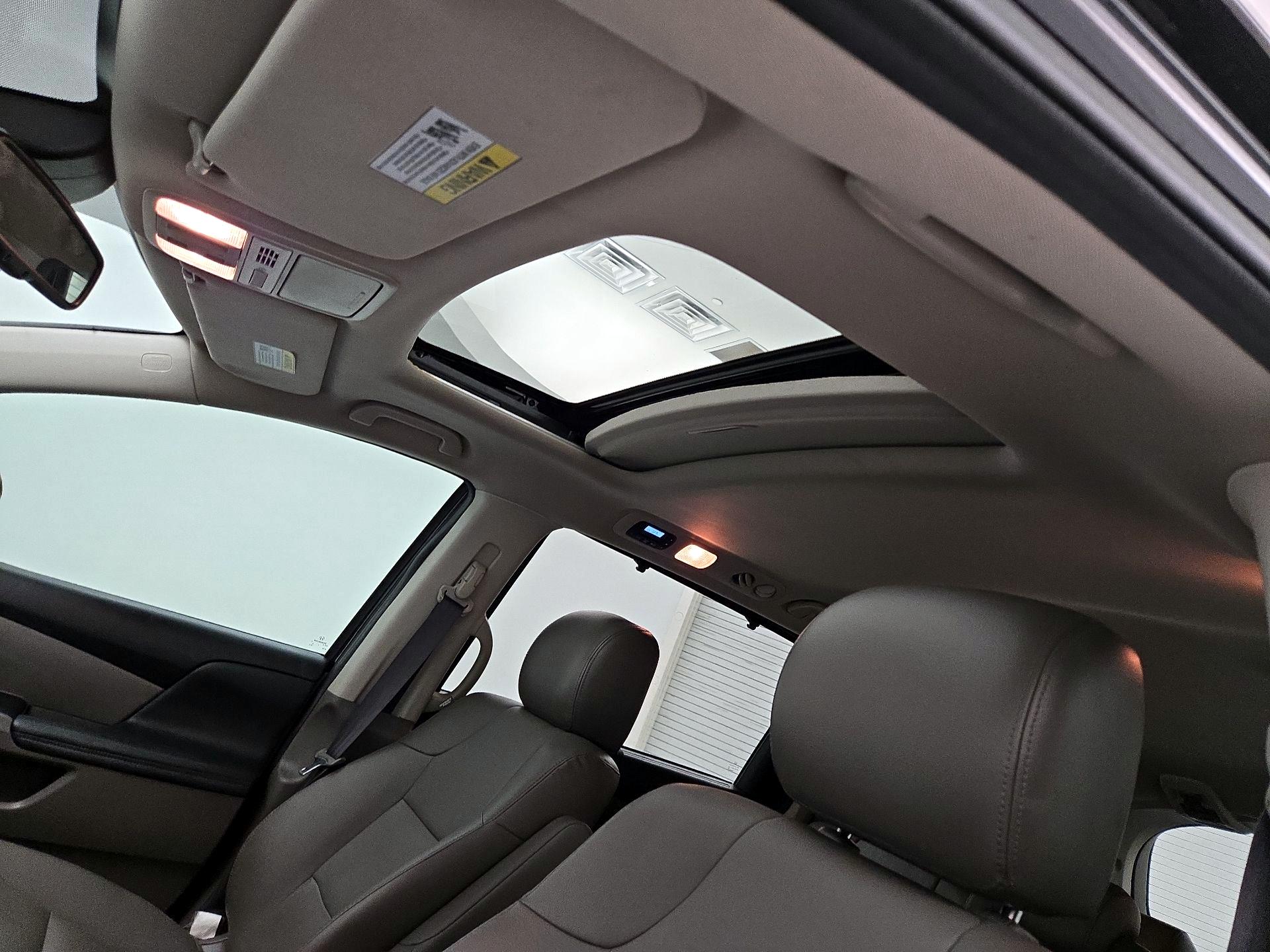 Thumbnail: 2015 Honda Odyssey - 19