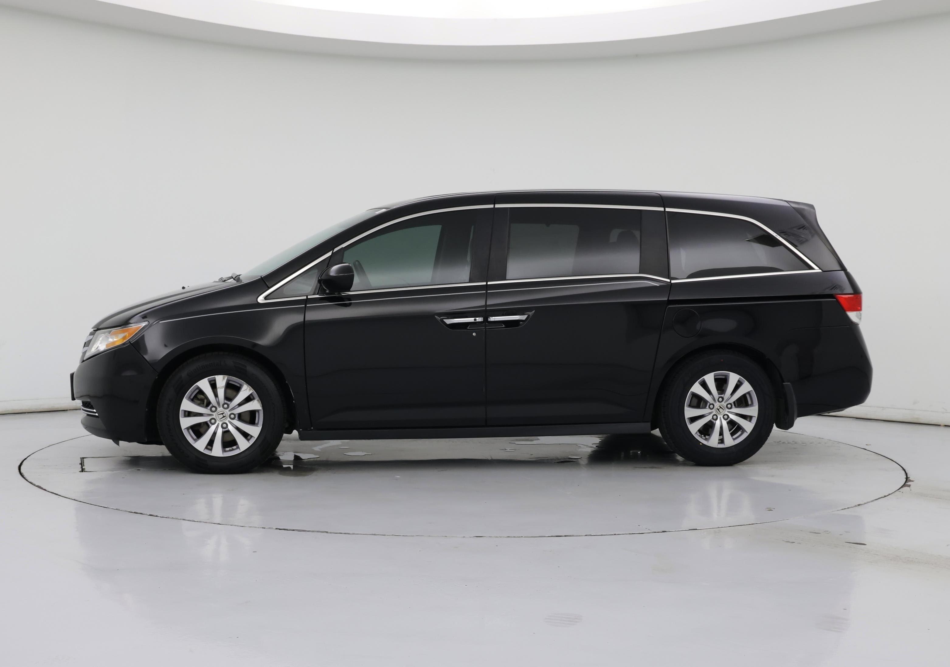 Thumbnail: 2015 Honda Odyssey - 3