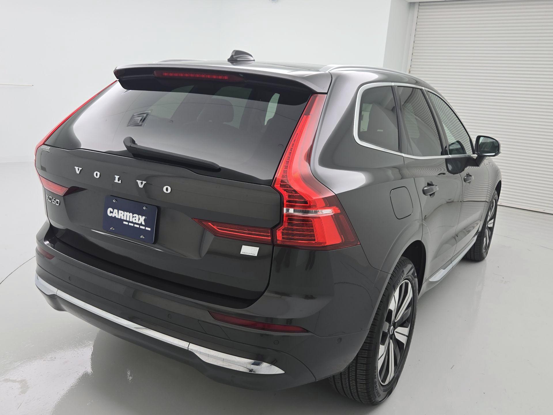 Thumbnail: 2023 Volvo XC60 - 5