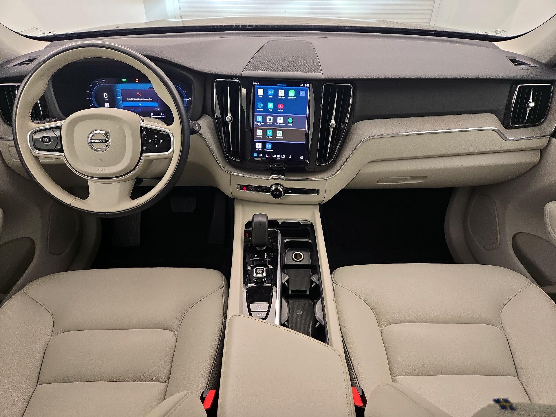 Thumbnail: 2023 Volvo XC60 - 8