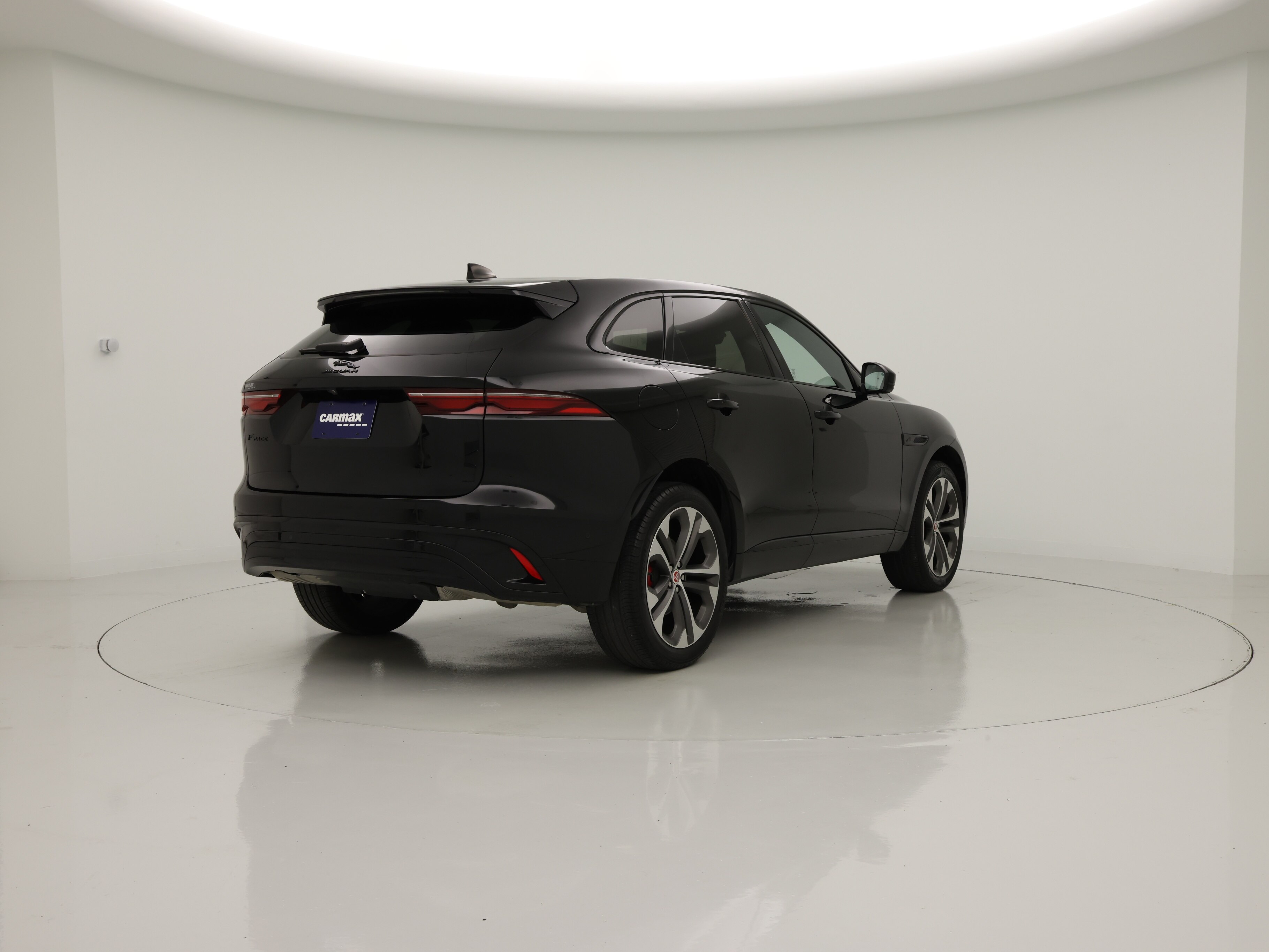 Thumbnail: 2021 Jaguar F-Pace - 8