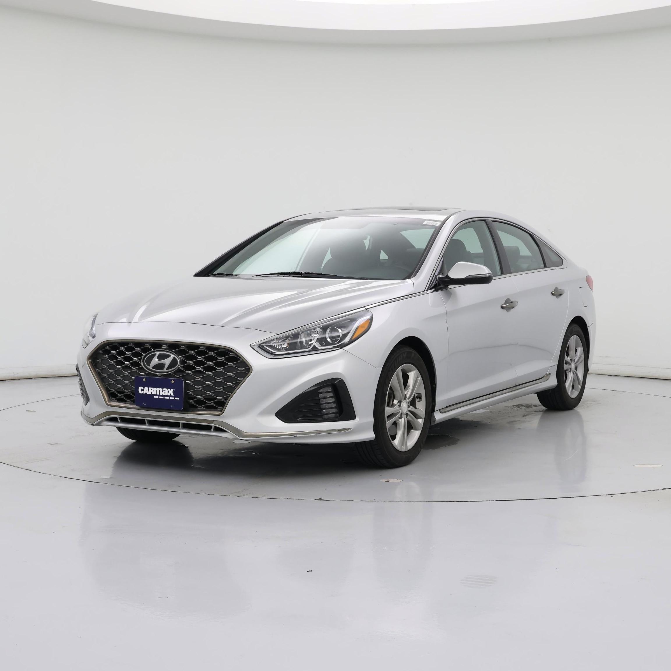 Thumbnail: 2019 Hyundai Sonata - 4
