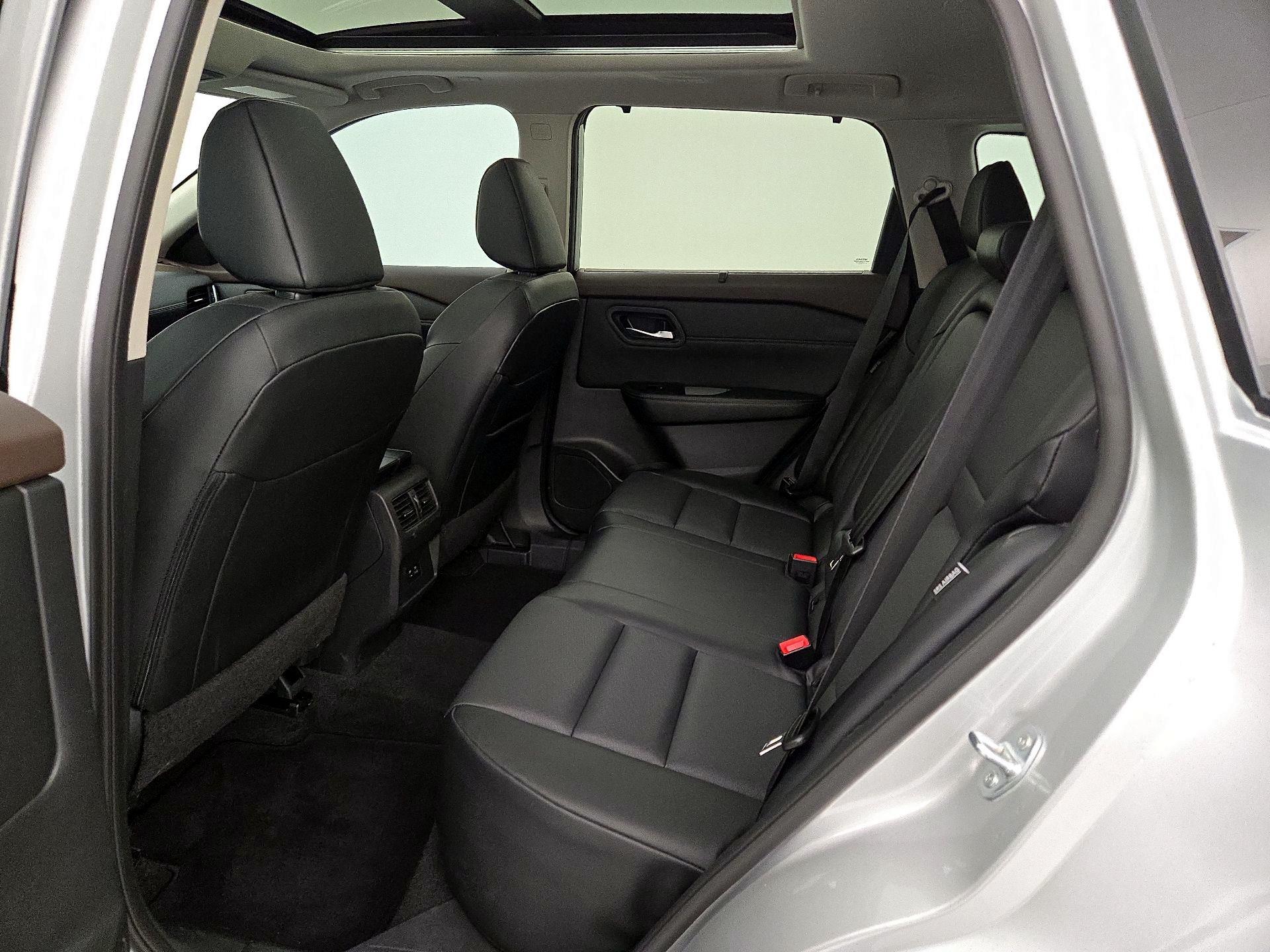 Thumbnail: 2023 Nissan Rogue - 20