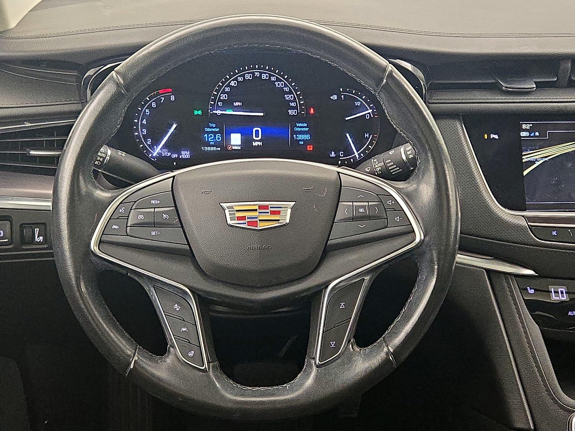 Thumbnail: 2019 Cadillac XT5 - 10