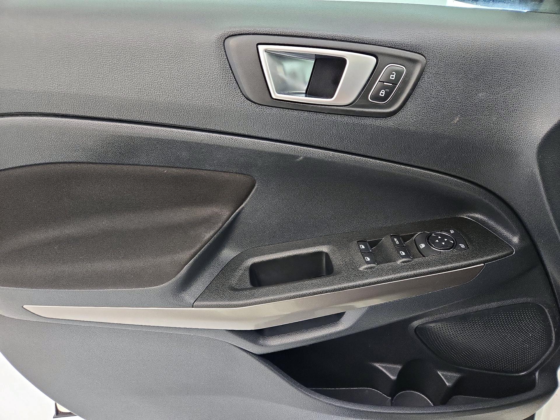 Thumbnail: 2019 Ford EcoSport - 12