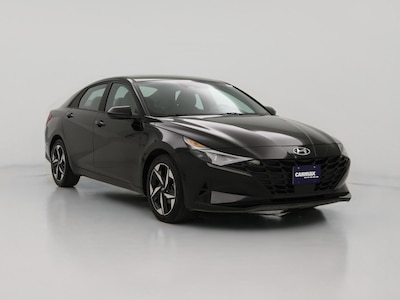 Black 2023 Hyundai Elantra SEL