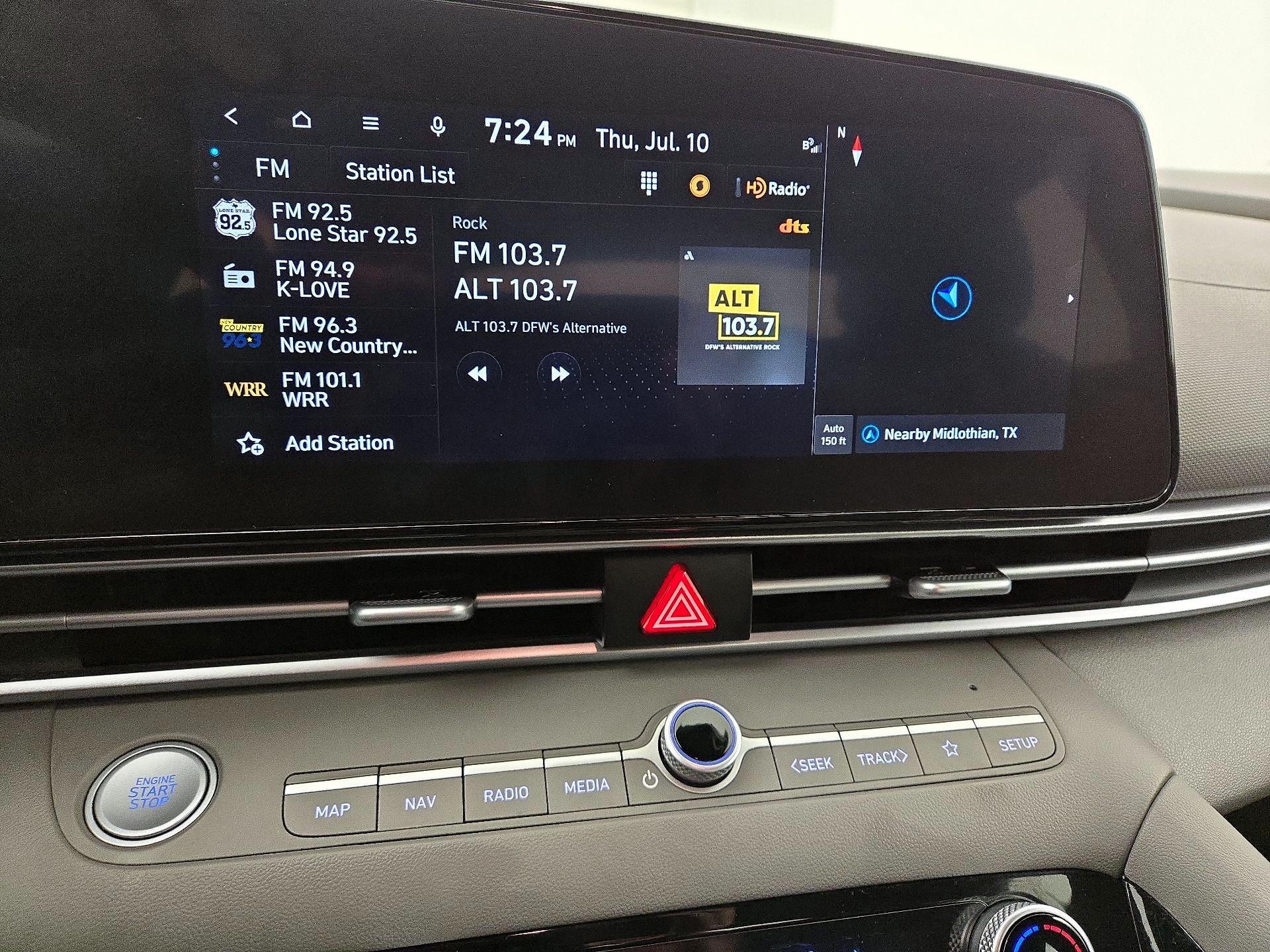Thumbnail: 2023 Hyundai Elantra - 16