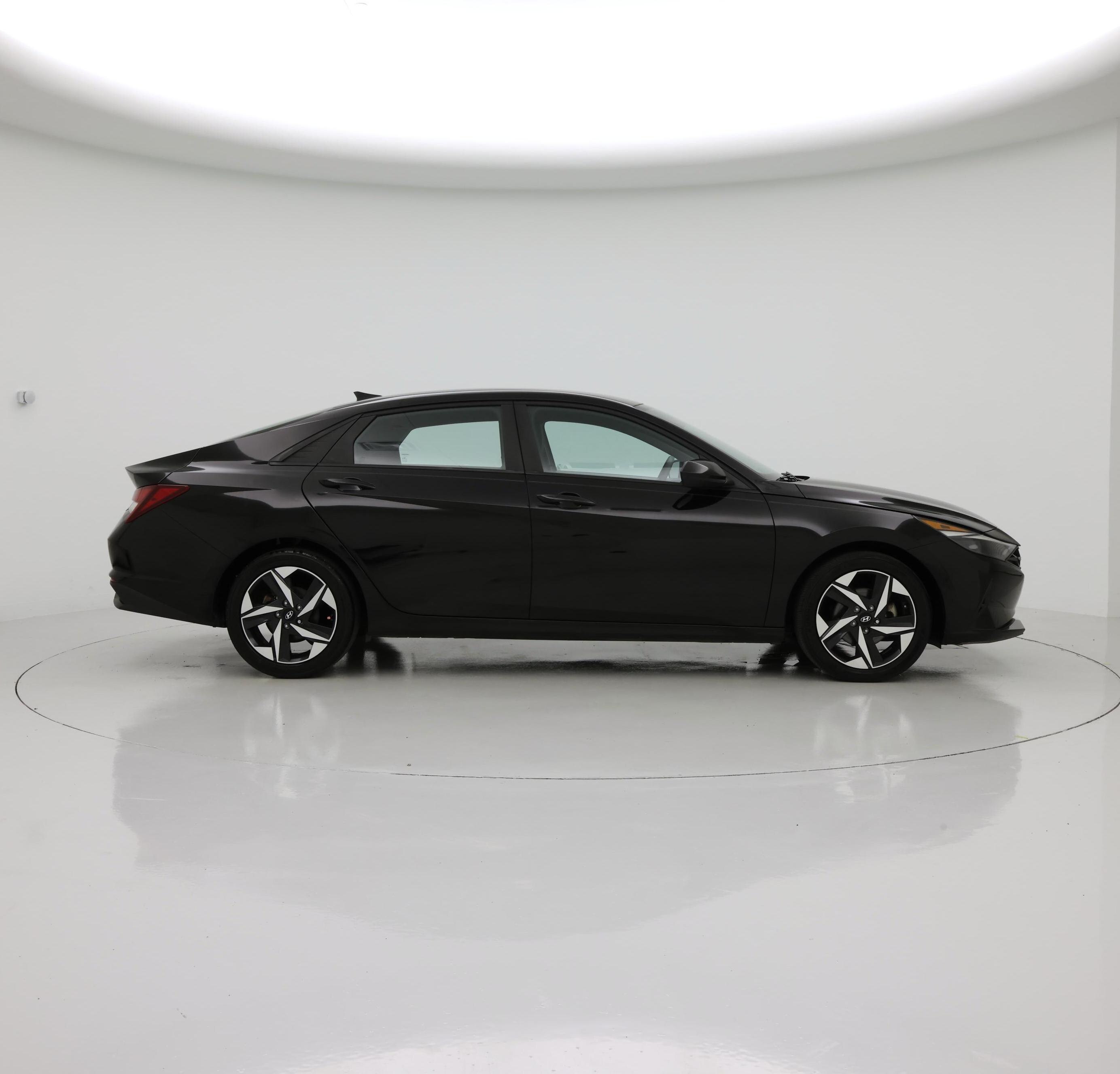 Thumbnail: 2023 Hyundai Elantra - 7