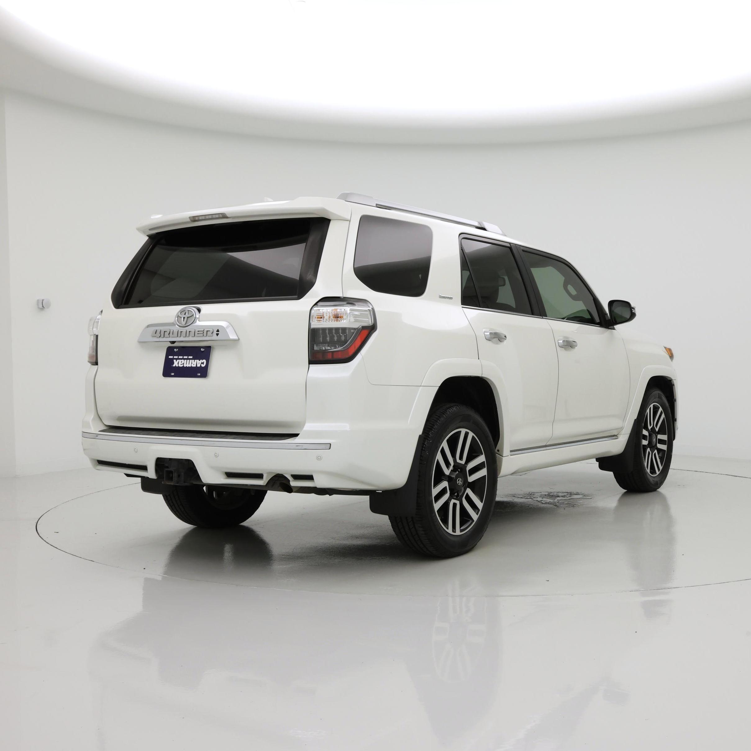 Thumbnail: 2019 Toyota 4Runner - 8