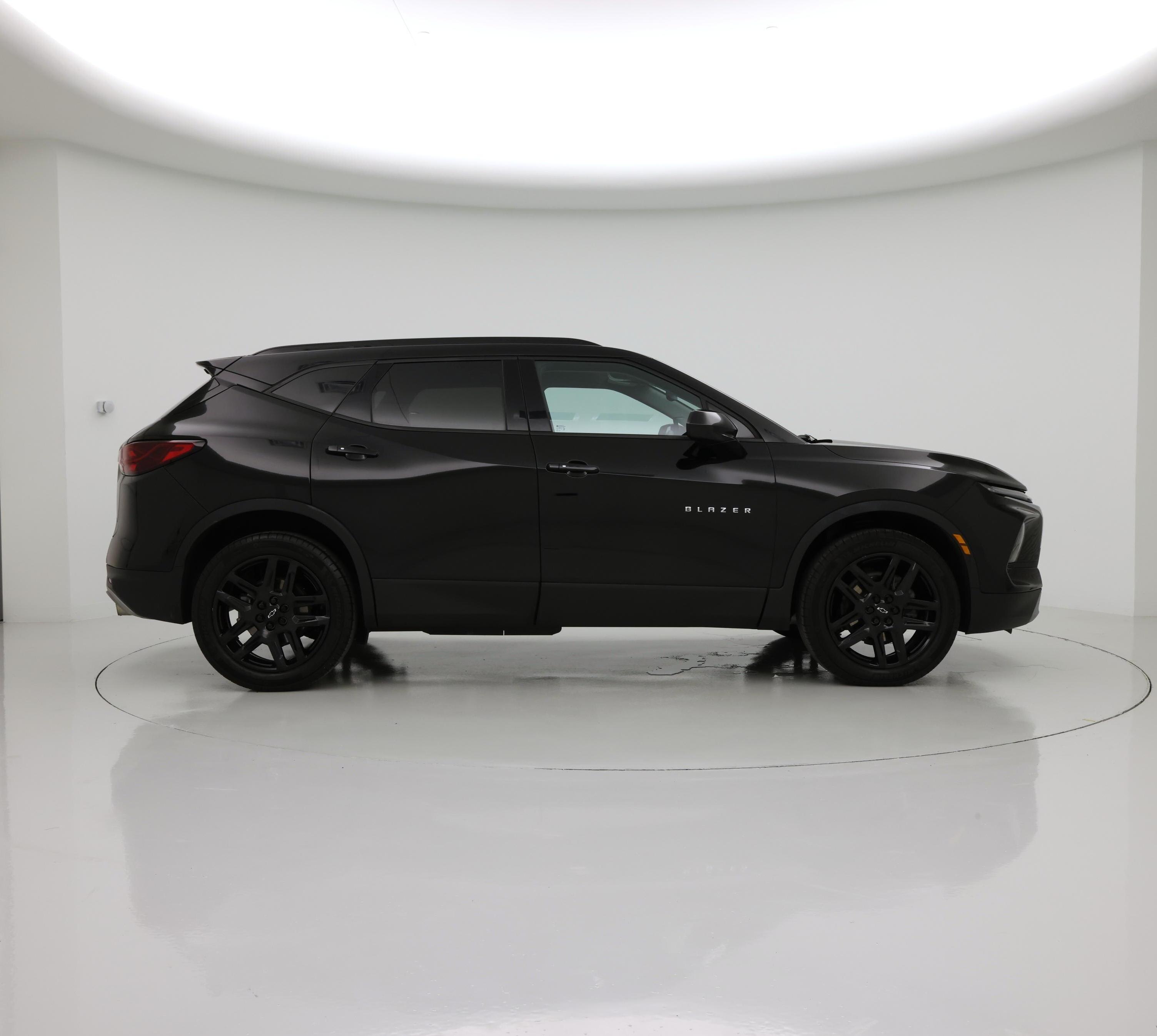 Thumbnail: 2023 Chevrolet Blazer - 7